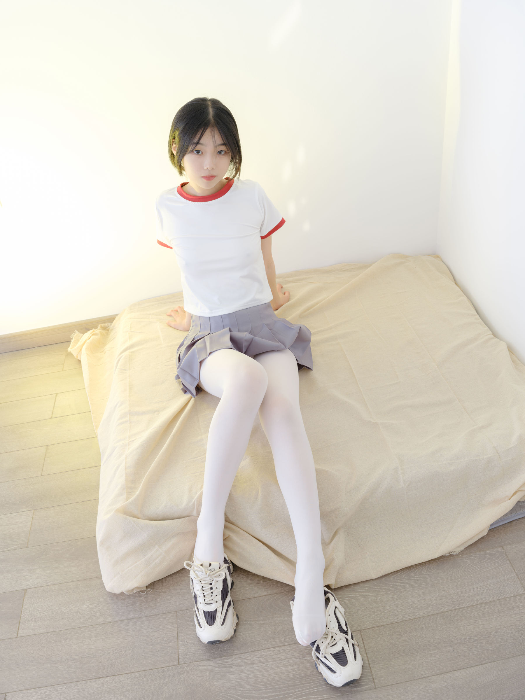 森萝财团写真 - 内部VIP系列 小樱 02E4K（119P）