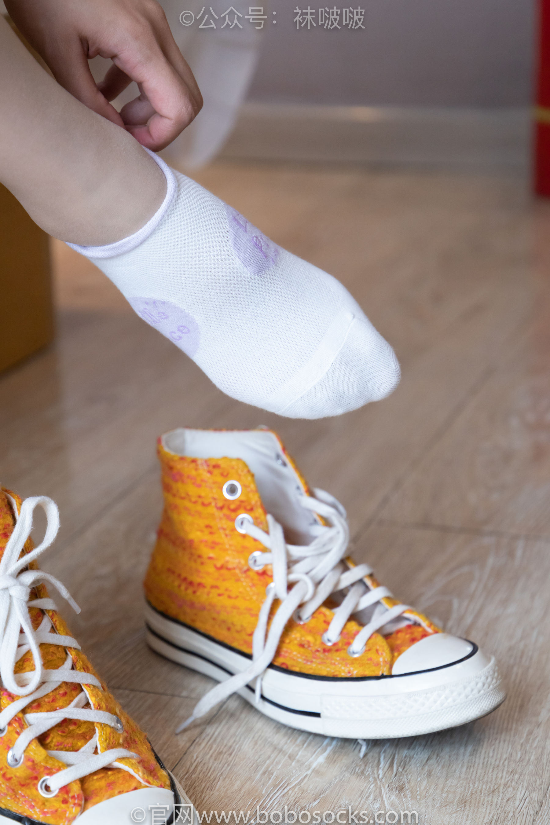 BoBoSocks袜啵啵 No.008 涵涵-帆布鞋、白色短棉袜、肉丝（138P）