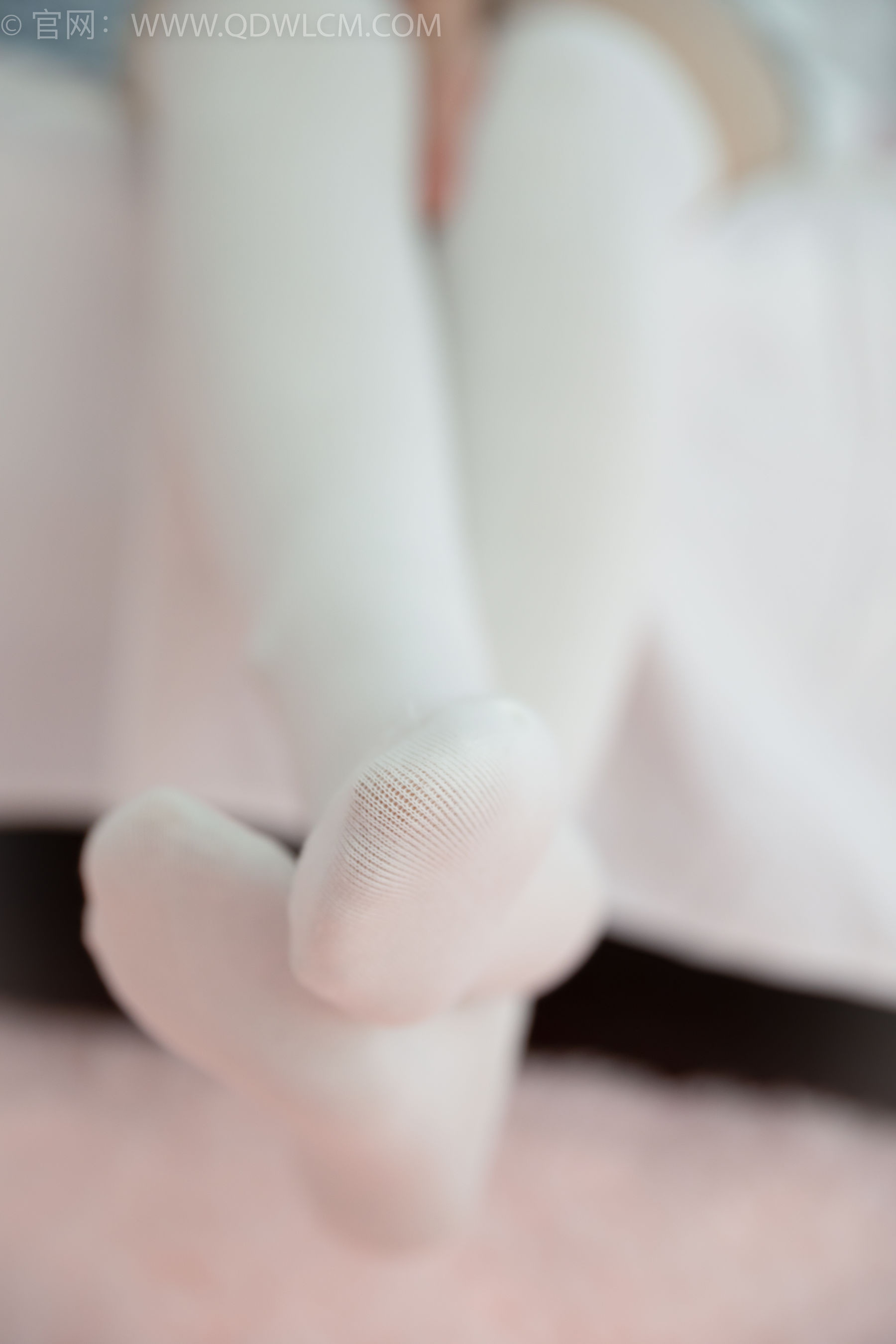 物恋传媒 No.1509 婷婷-黑色的花（161P）