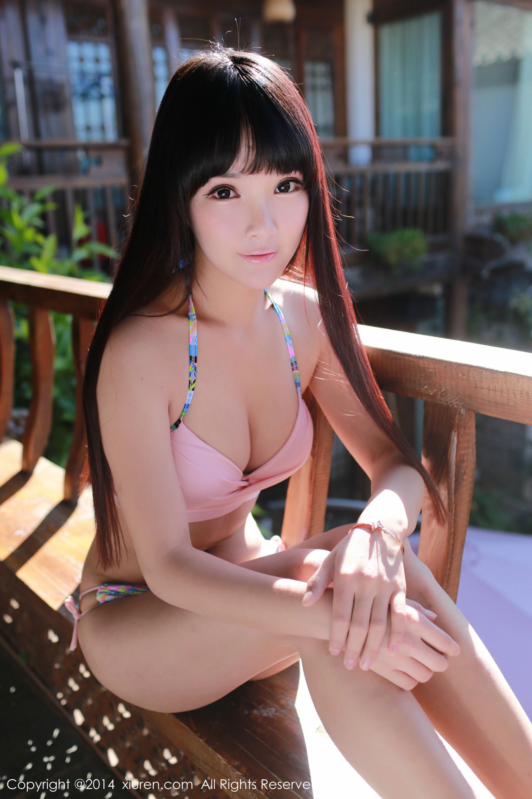 妮儿Bluelabel/刘妮《肚兜+内衣》 [秀人网XiuRen] No.239（35P）