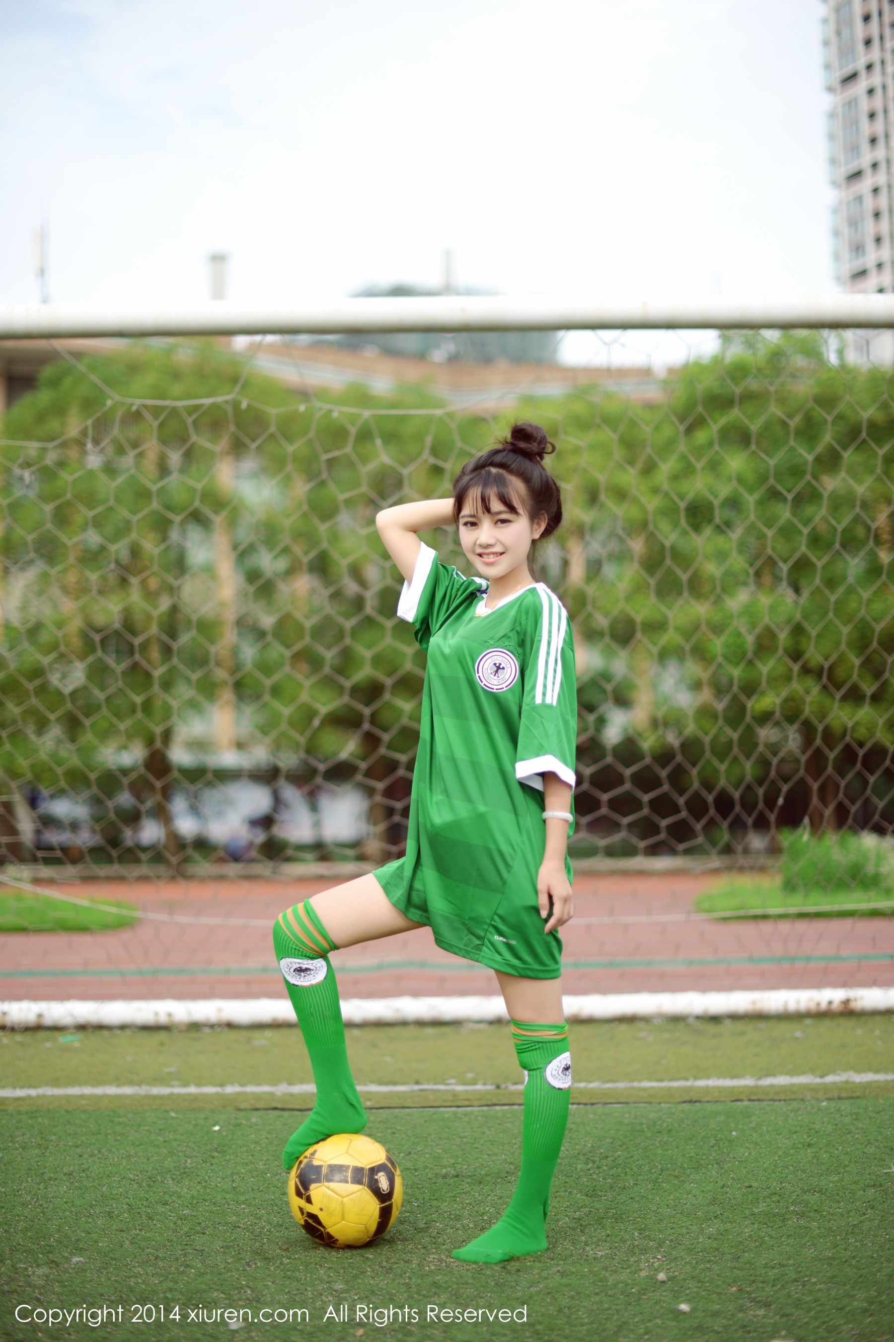 toro羽住《小清新系列》 [秀人网XiuRen] No.170（40P）