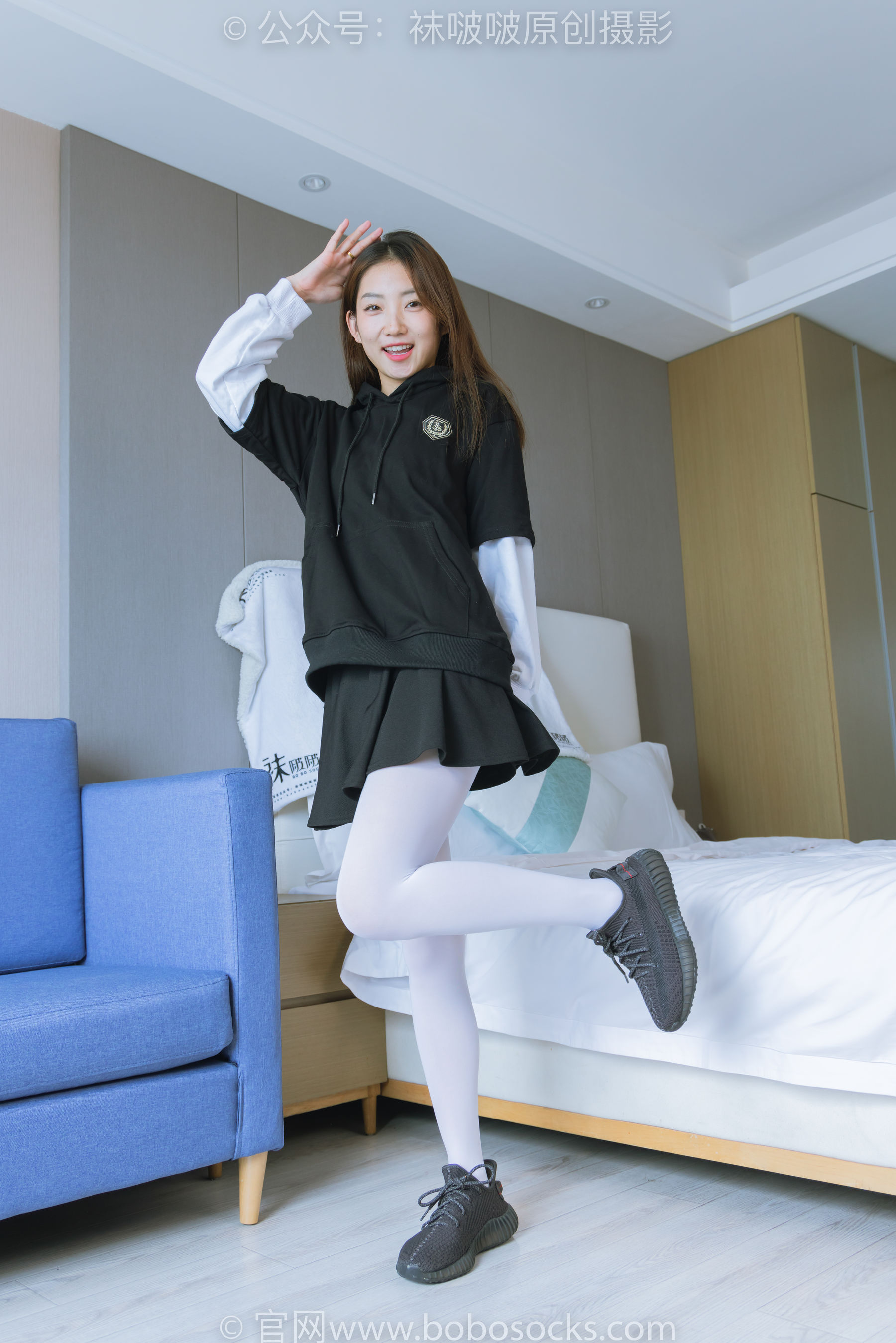 BoBoSocks袜啵啵 No.214 小沫 -黑色运动鞋、厚白丝（141P）-爱变色