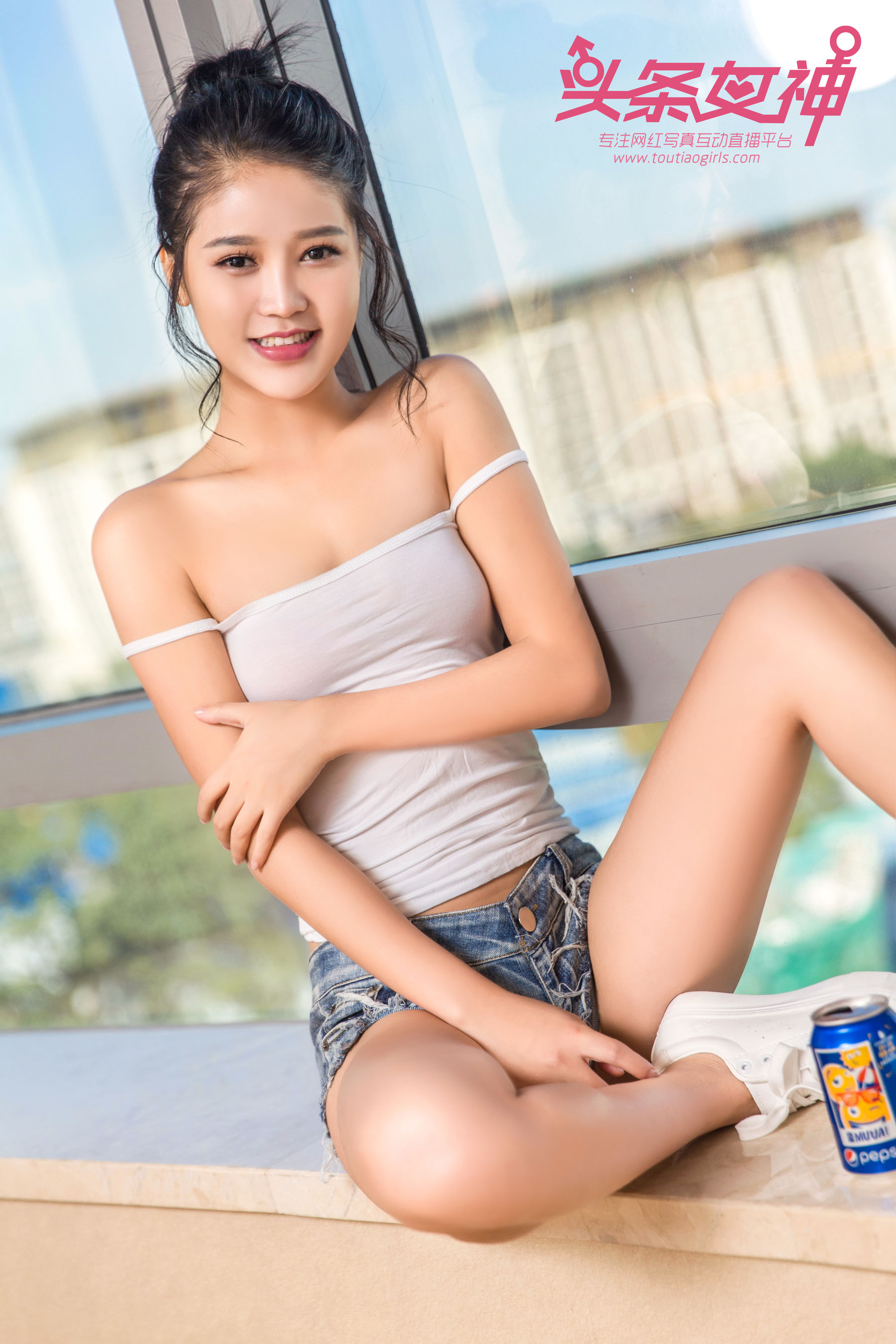 Yilia《粉红少女心》 [头条女神Toutiaogirls]（23P）