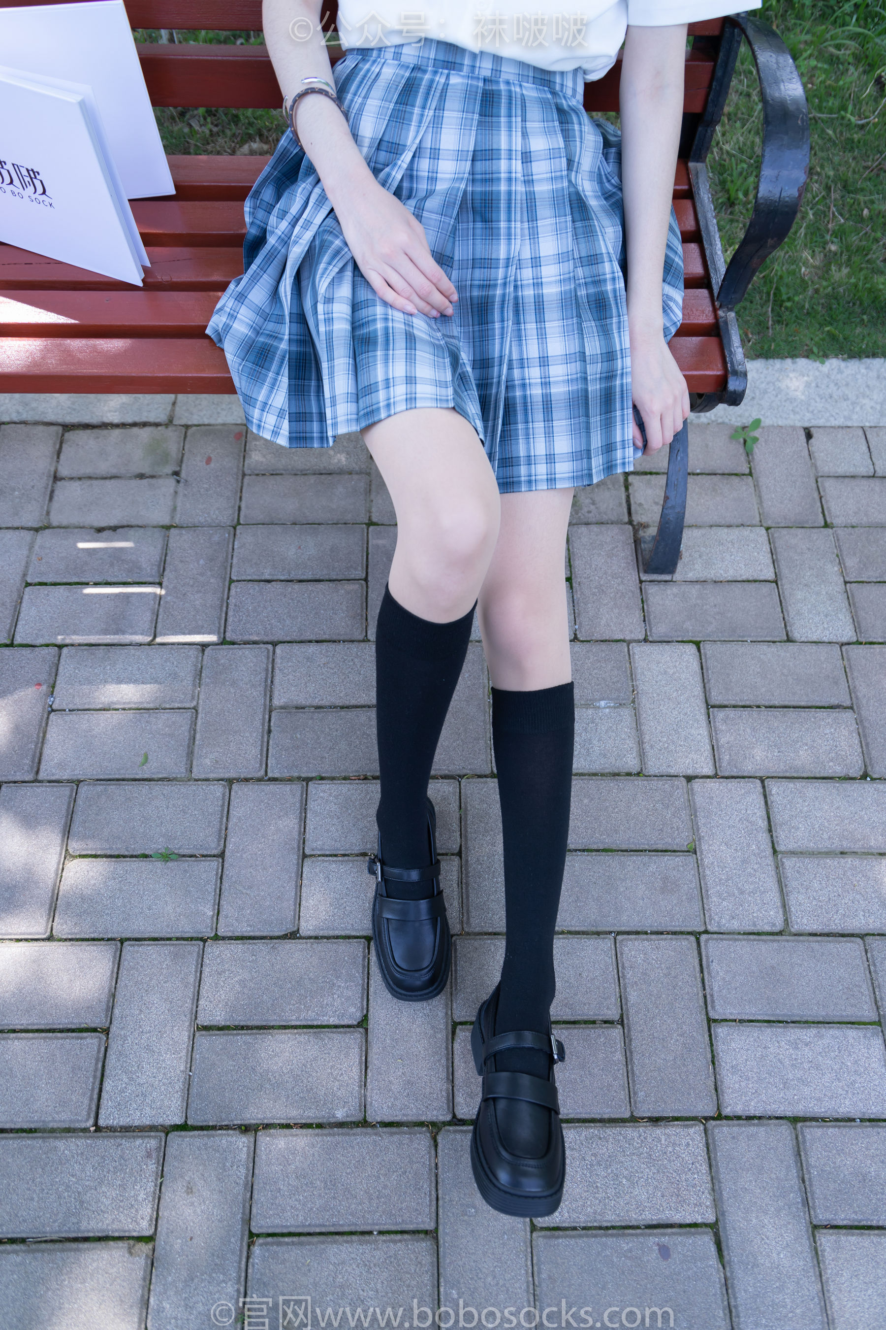 BoBoSocks袜啵啵 No.007 稚予-JK制服、皮鞋、黑色中筒棉袜、肉丝（140P）