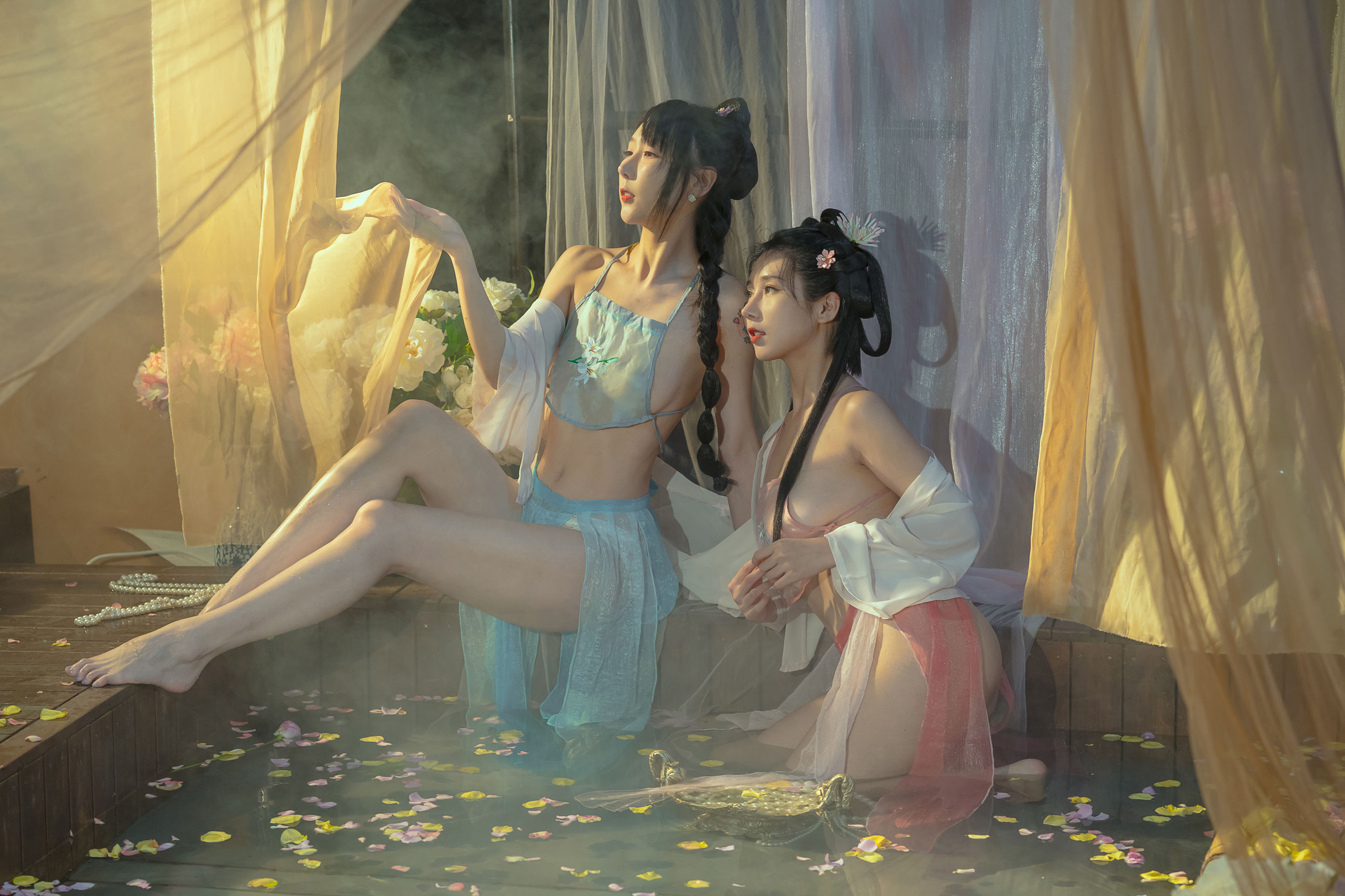 [福利COS] 云溪溪 - 奶桃 水池（34P）