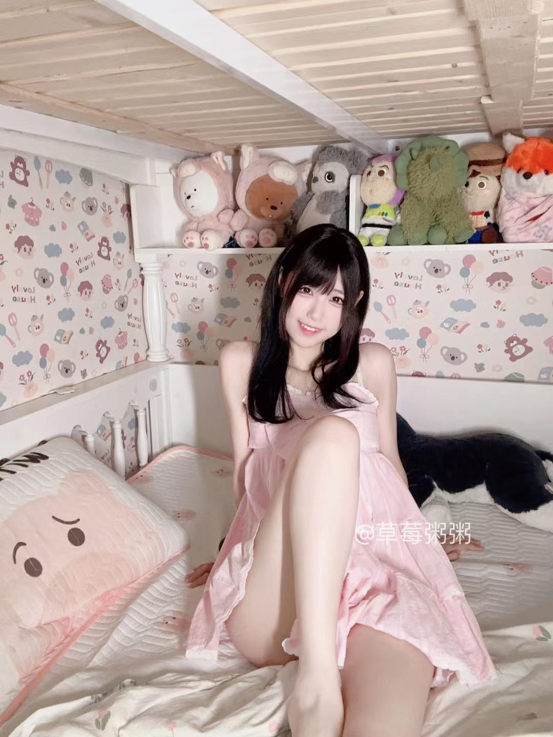 B站十万口草莓粥粥舰长 P5（102P）