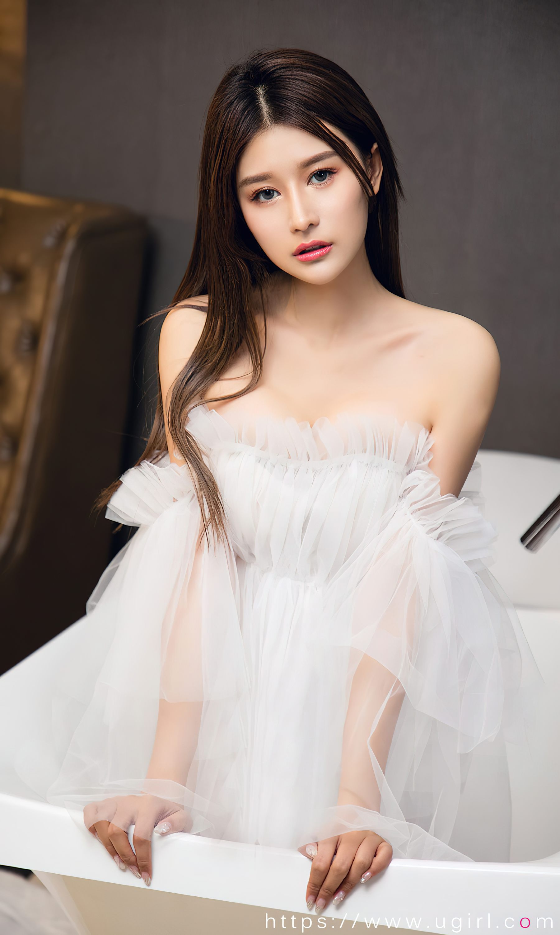 [Ugirls]爱尤物 No.2593 家养小仙女 欣怡（35P）