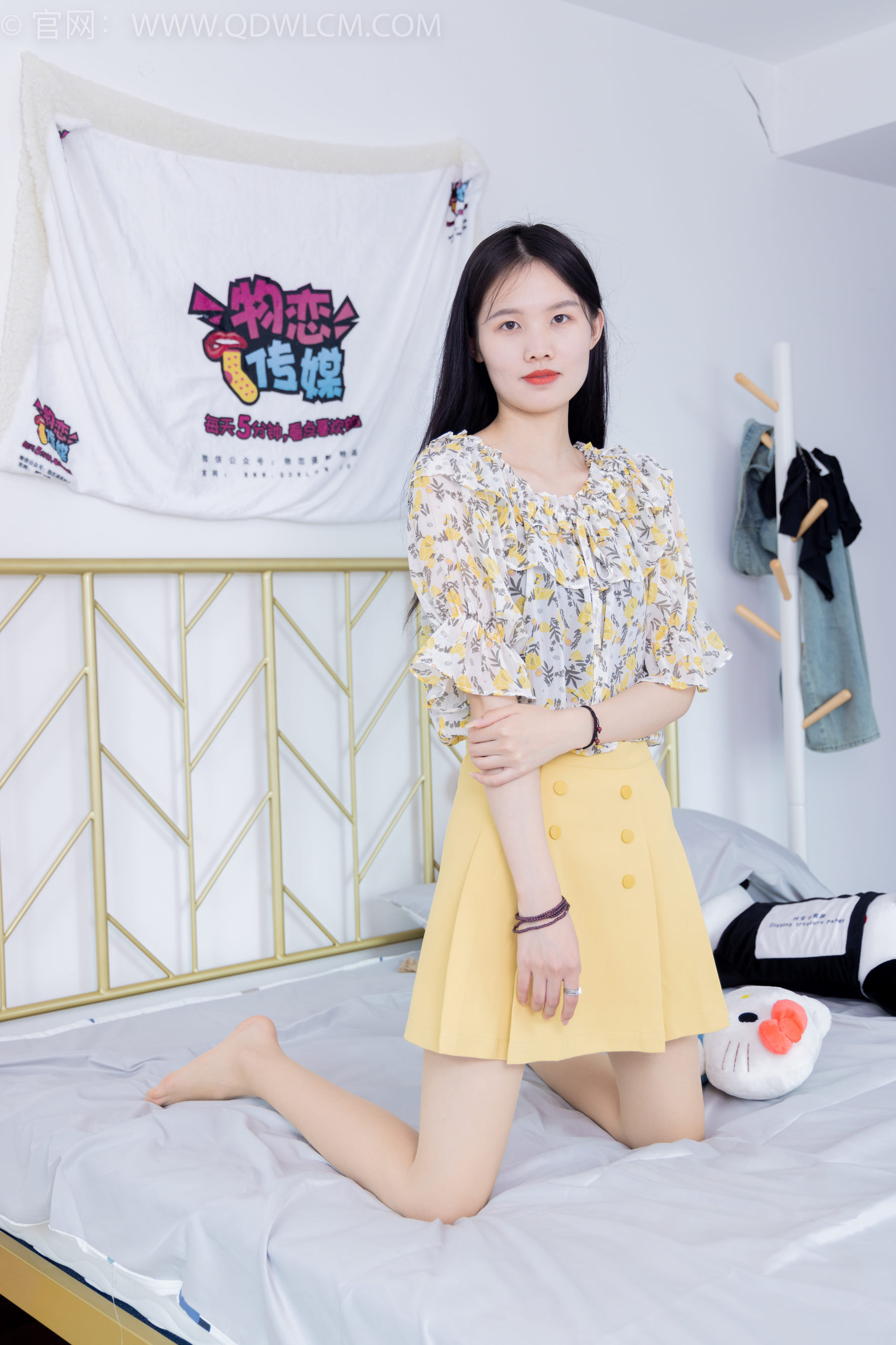 物恋传媒 No.1612 颜颜-春日雏菊（153P）