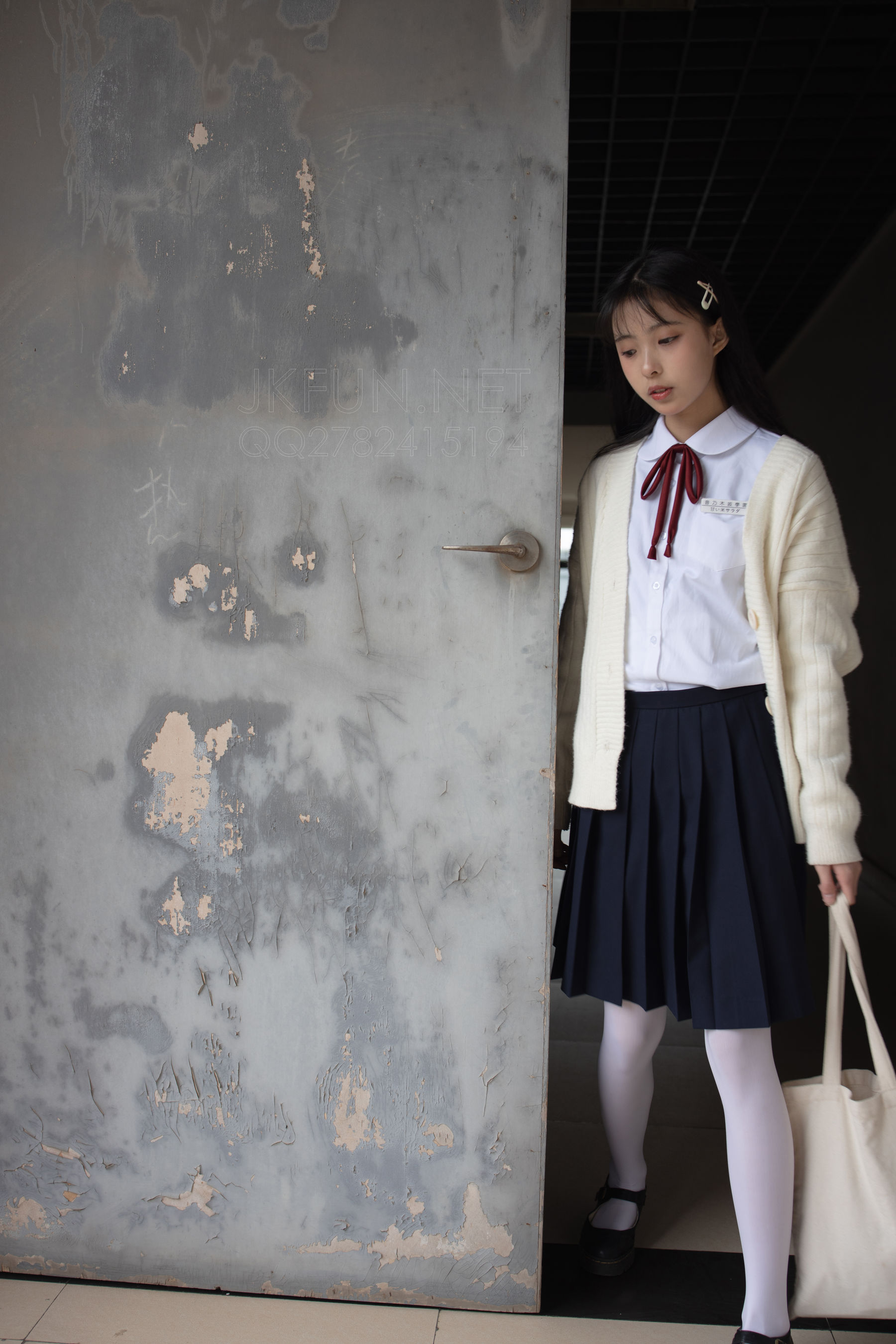 [森萝财团] JKFUN-001 甜米 纯纯的白丝学妹（127P）