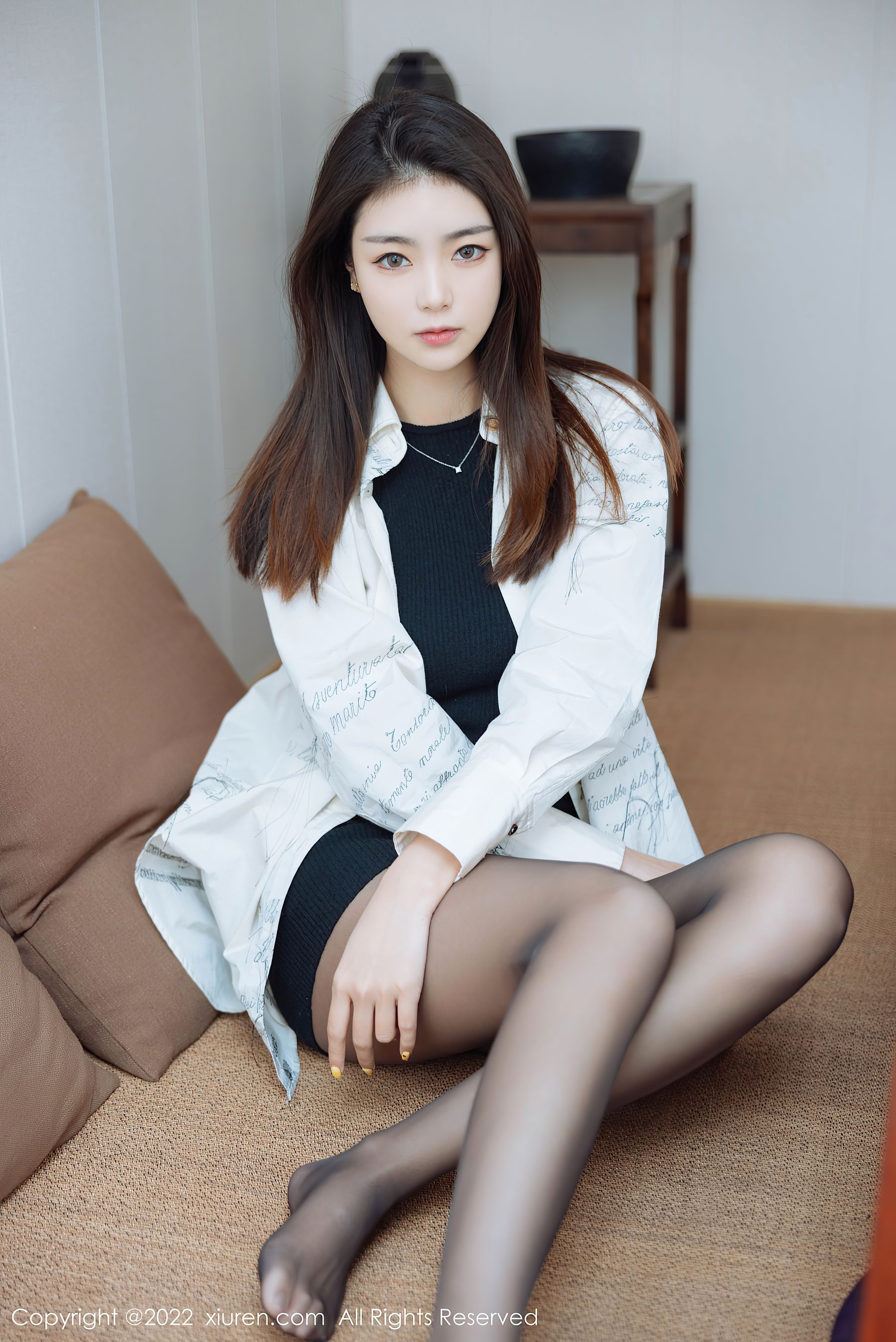 [秀人XiuRen] No.4832 可樂Vicky（45P）