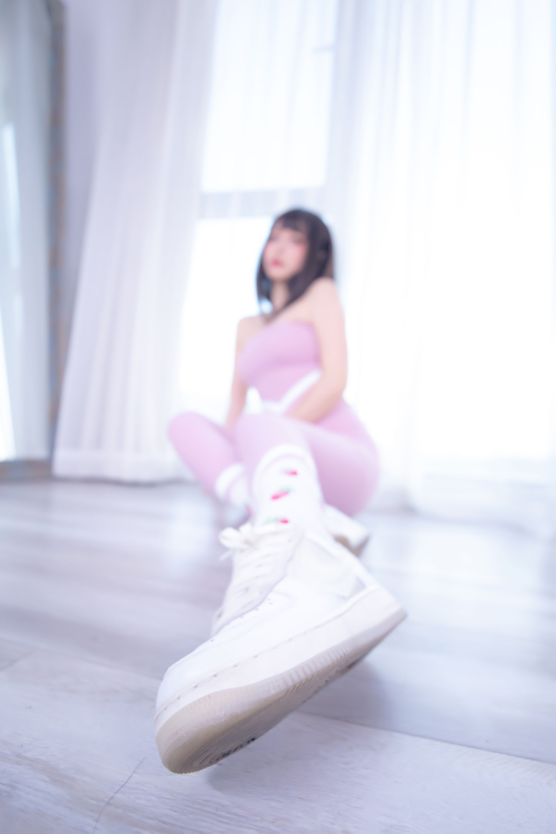 [福利COS] 萝莉神楽板真冬 草莓蜜桃（75P）