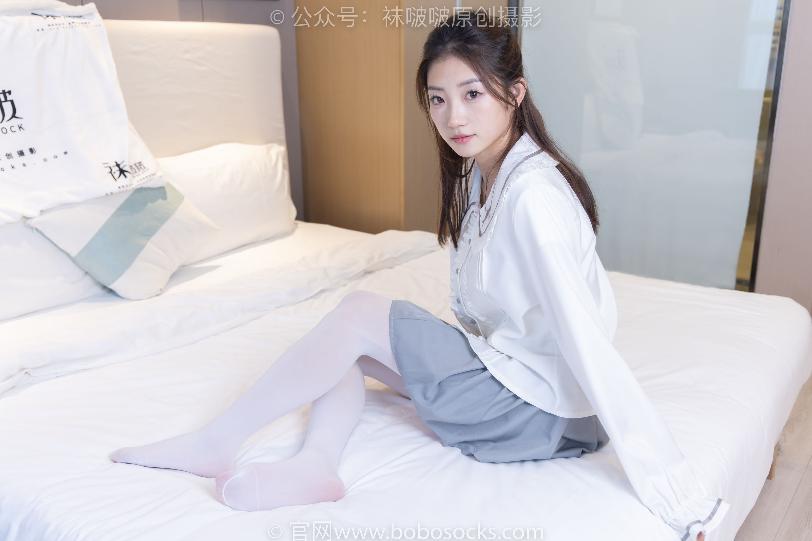 BoBoSocks袜啵啵 No.211 小沫 -高跟鞋、厚白丝（142P）