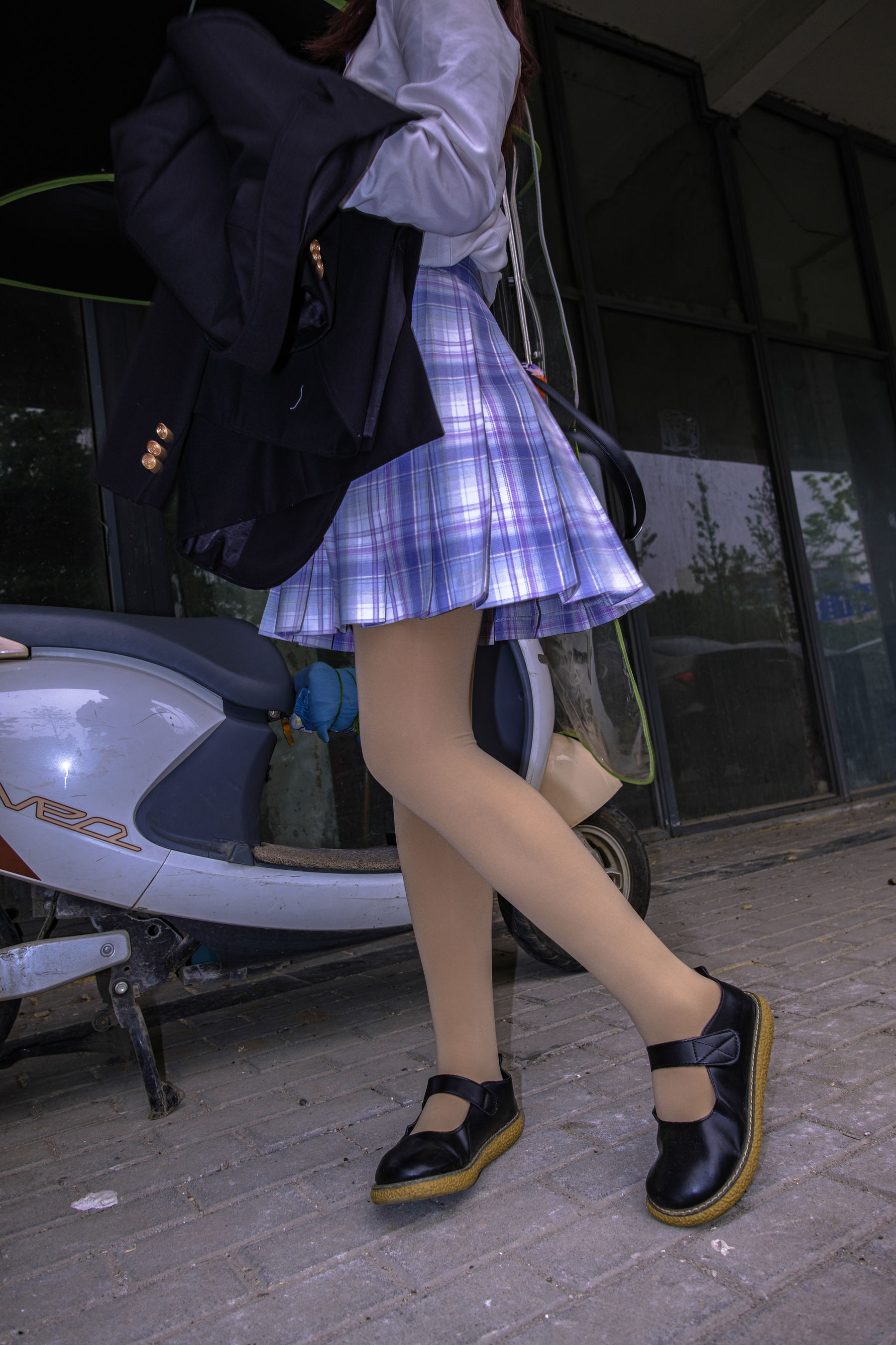 森萝财团写真 月下001 小夜 肉丝 300D 真空（74P）