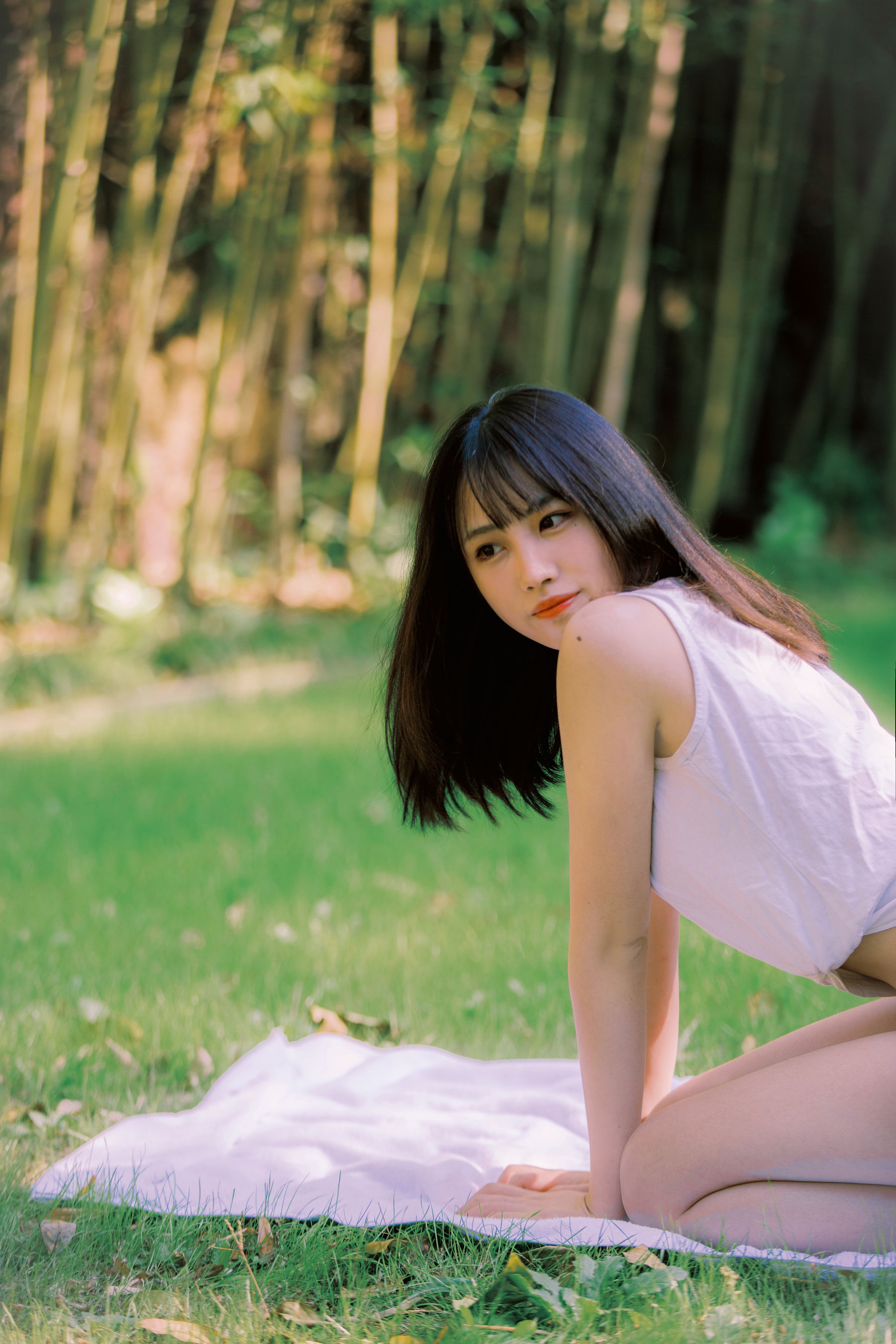 [福利COS] 次元少女念雪ww - 夏日微风（50P）