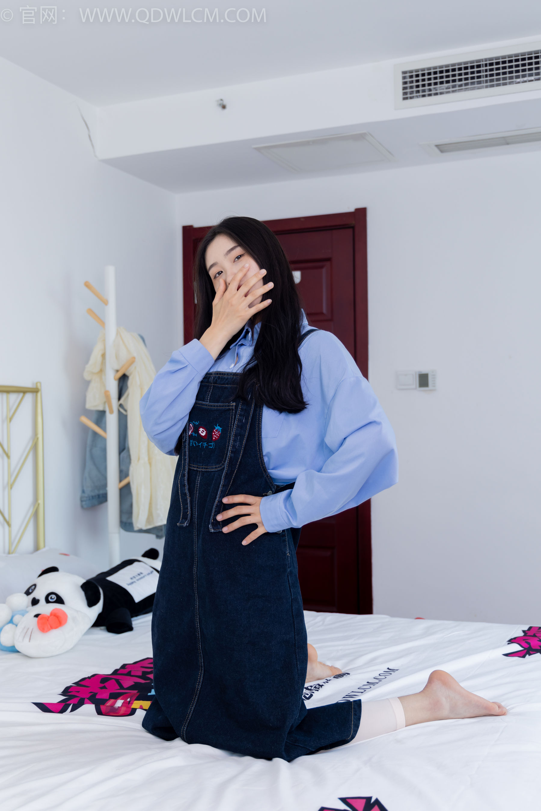 物恋传媒 No.1570 绒绒-一个人的悲喜（155P）