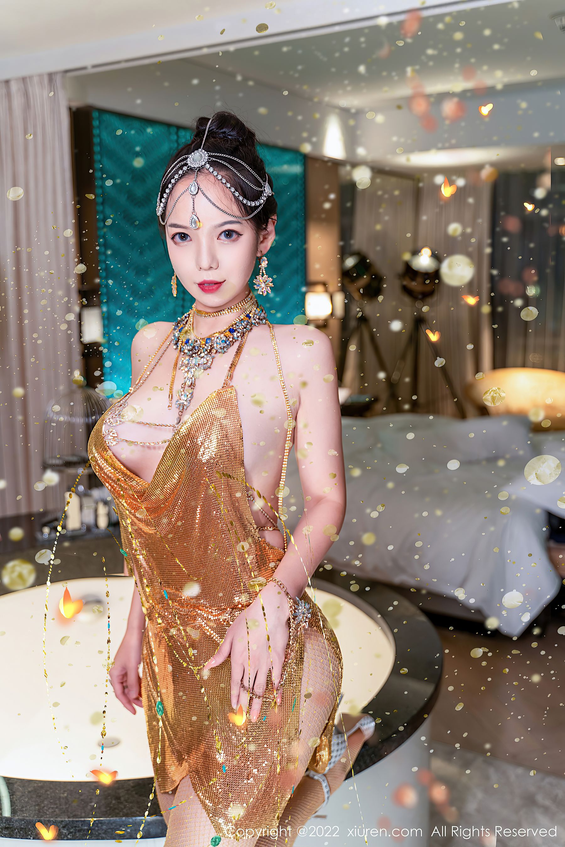 [秀人XiuRen] No.5559 大美妞儿（62P）