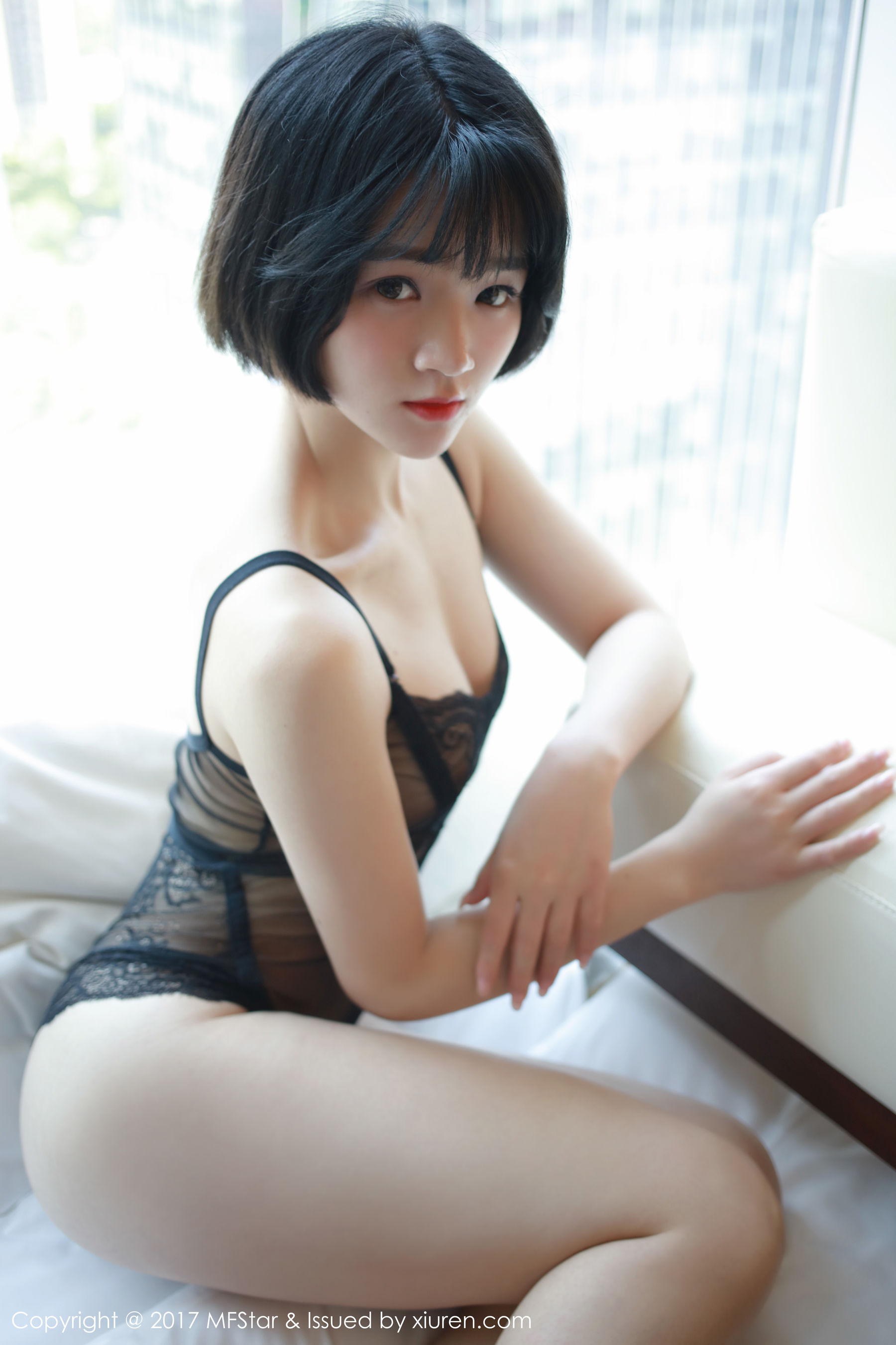 悦爷妖精《妖艳的玫瑰》 [模范学院MFStar] Vol.110（36P）