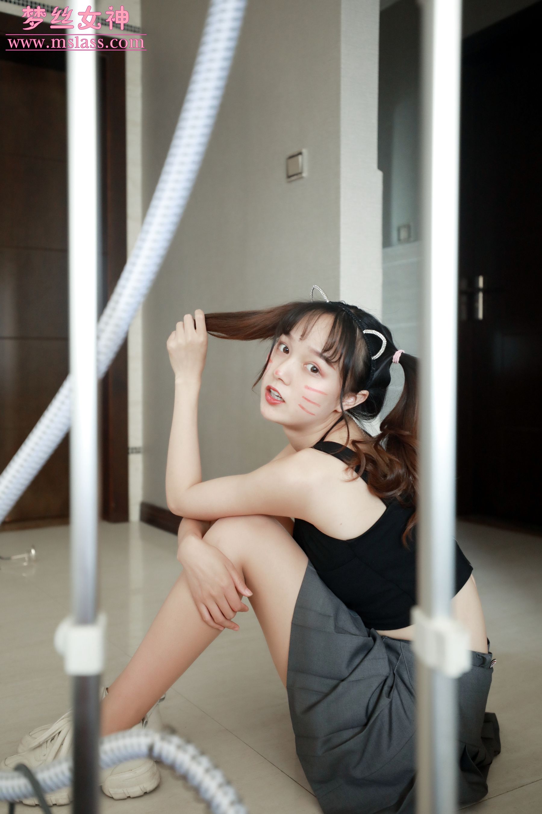 [梦丝女神MSLASS]  玥玥 家居小淑女（65P）