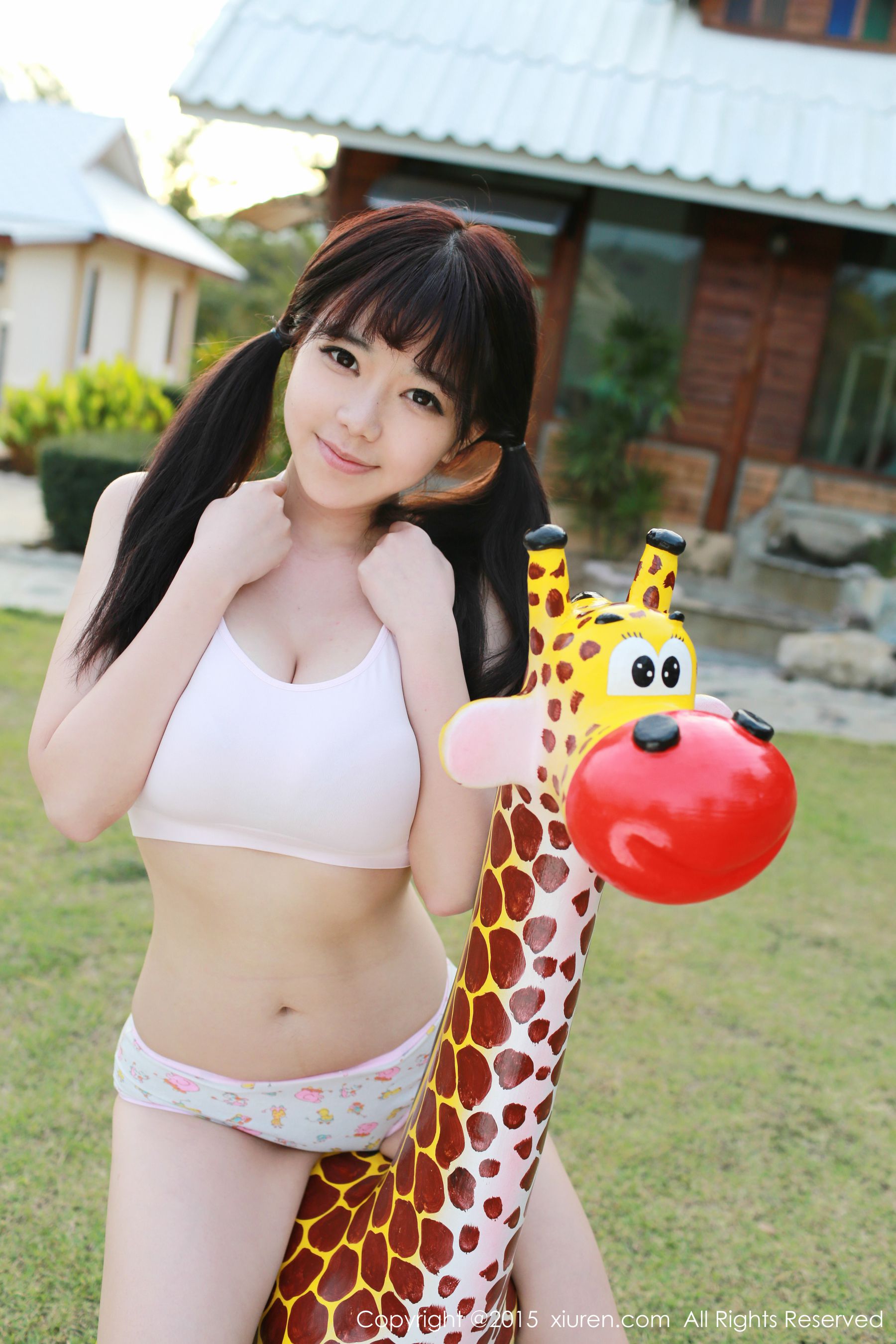 刘飞儿Faye《泰国旅拍》俏皮可爱系列 [秀人网XiuRen] No.291（52P）