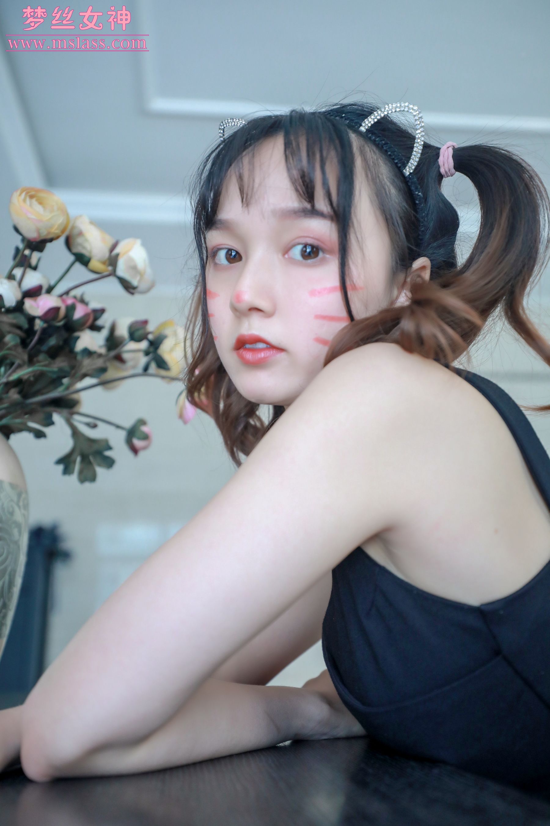 [梦丝女神MSLASS]  玥玥 家居小淑女（65P）