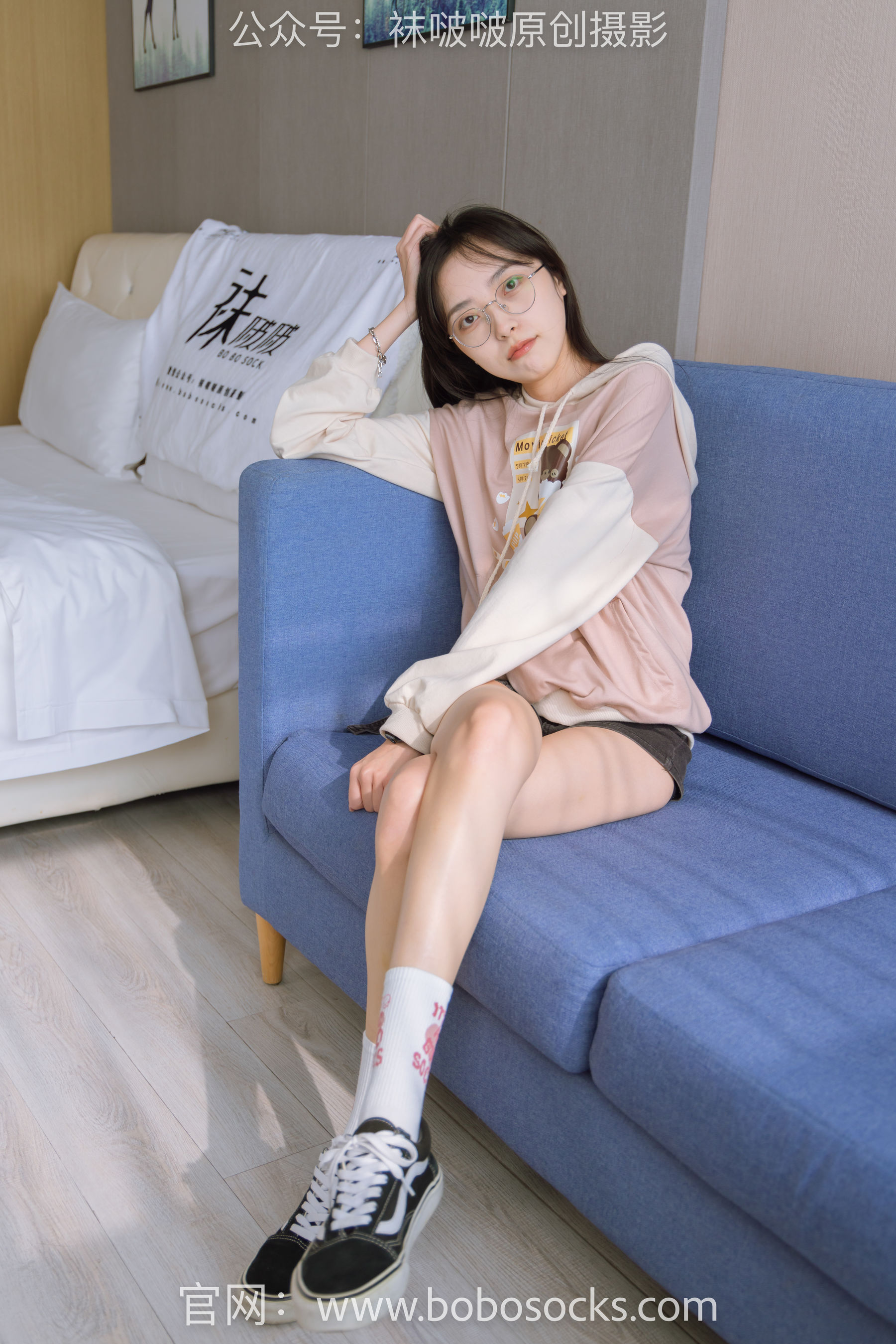 BoBoSocks袜啵啵 No.143 稚予-匡威板鞋、vans帆布鞋、两双白棉袜（165P）