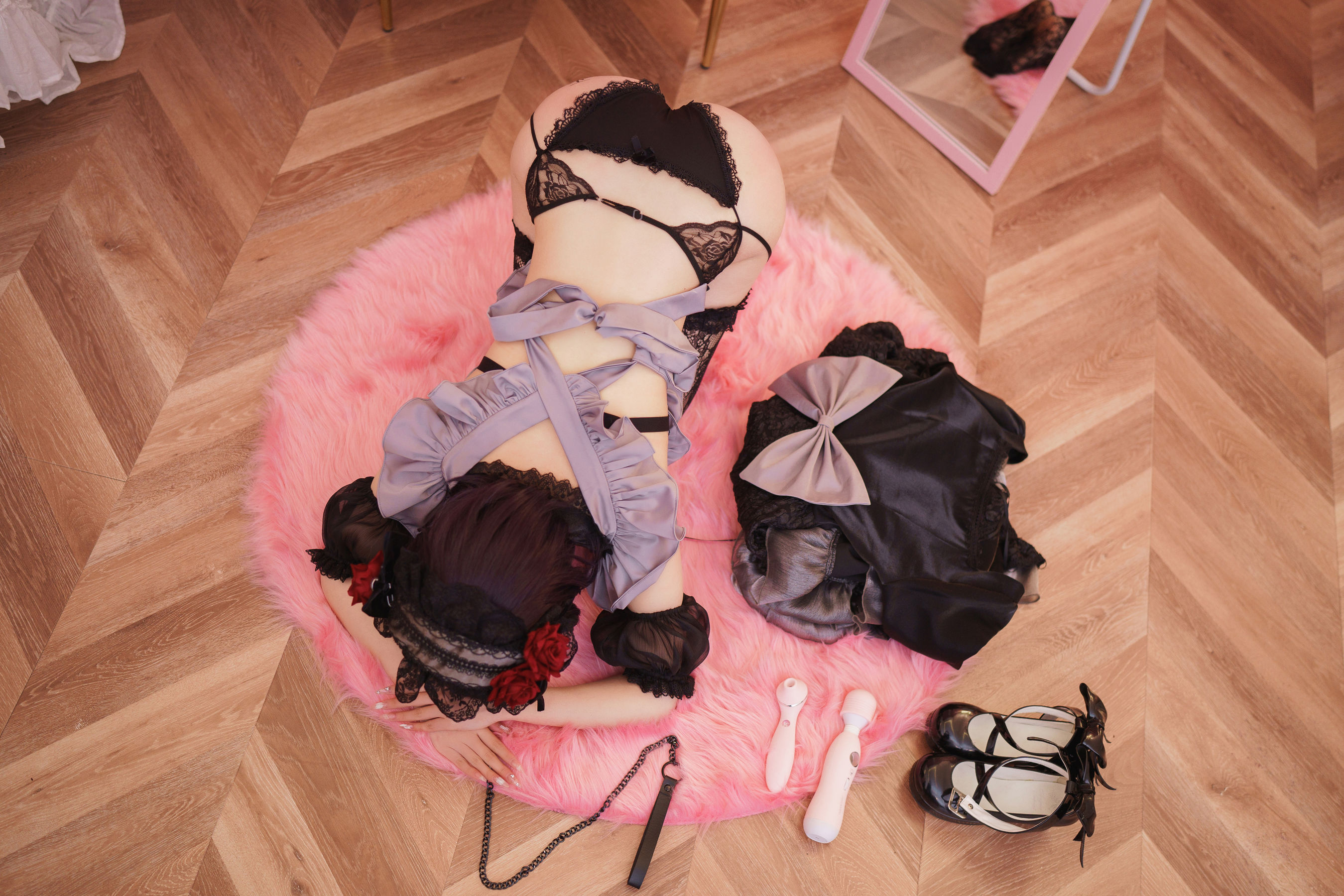 [福利COS] COS福利rioko凉凉子(肉扣热热子) - 黑江雫 耻辱俱乐部 小雫（40P）