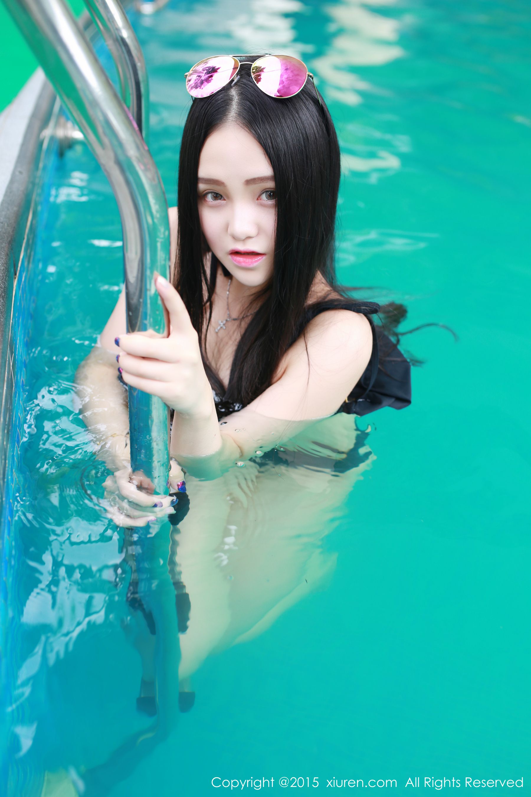 佩佩_Cassie《小清新外拍比基尼》 [秀人网XiuRen] No.378（48P）