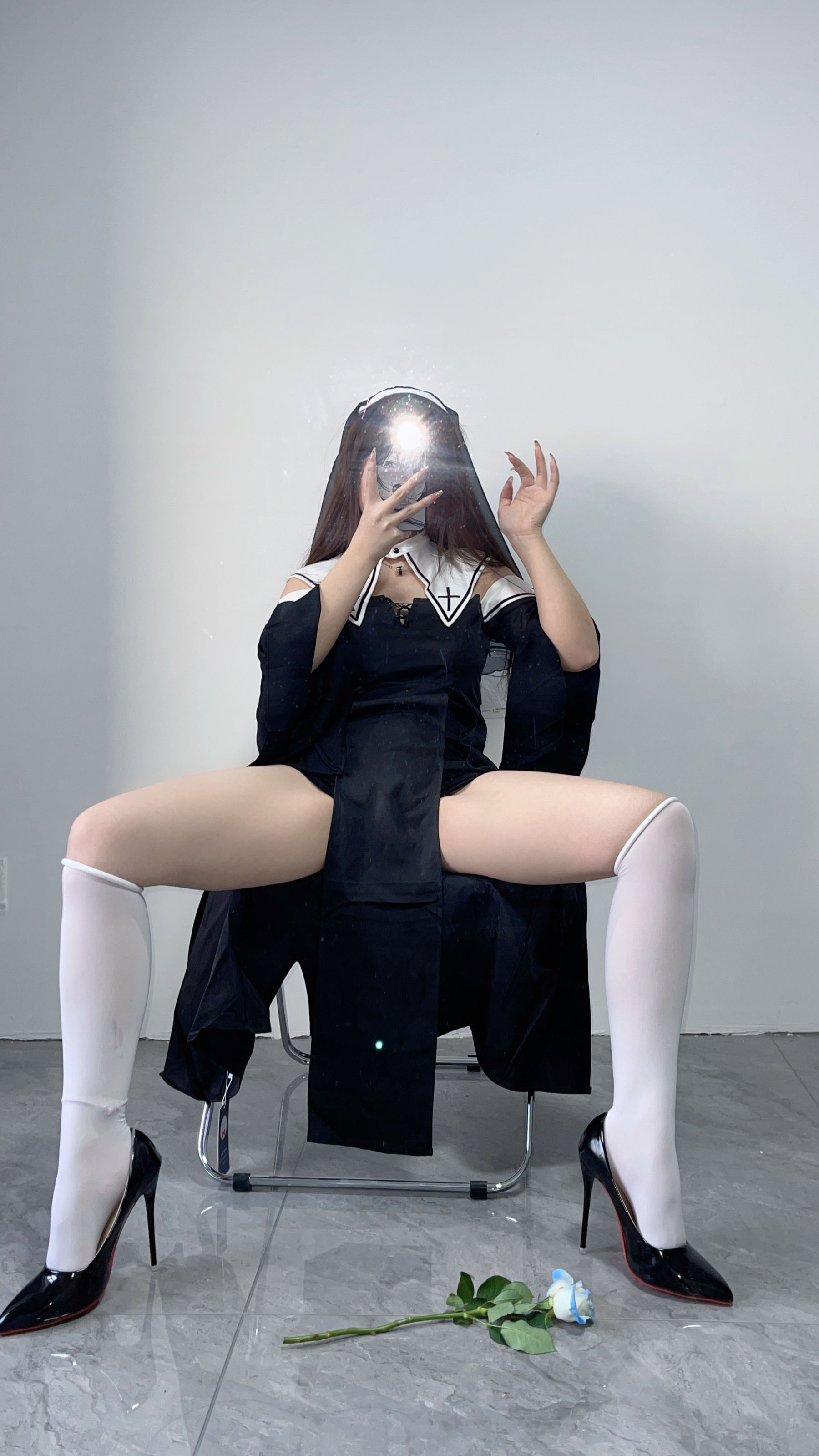 桃沢樱呀 - 纯情修女（32P）