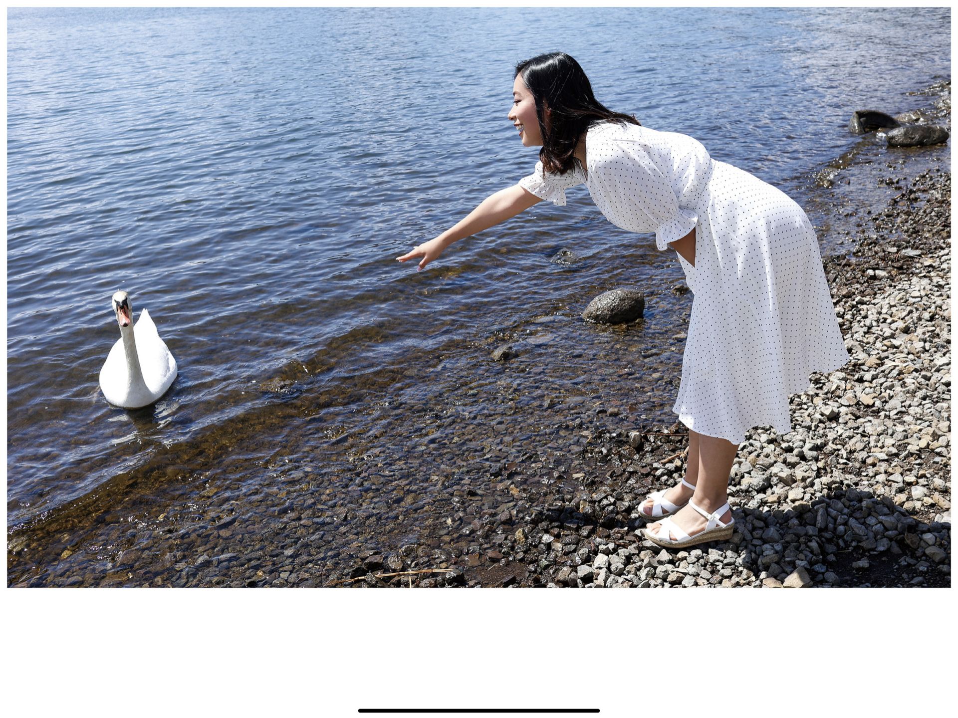 EMILY オフィシャルグラビア写真集 澄んだ季節（50P）