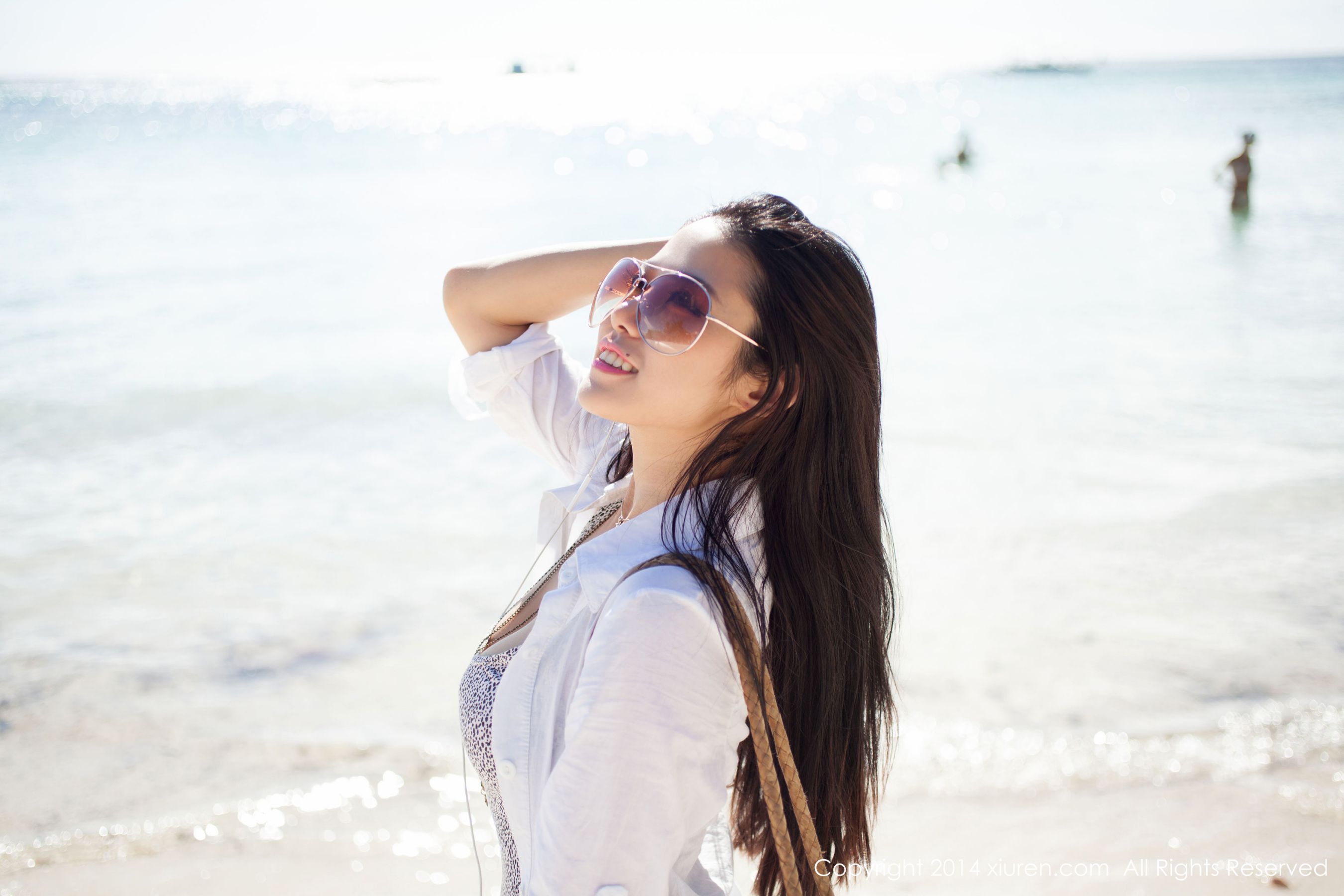 luvian本能《能叔长滩套图第三辑》 [秀人网XiuRen] No.084（56P）