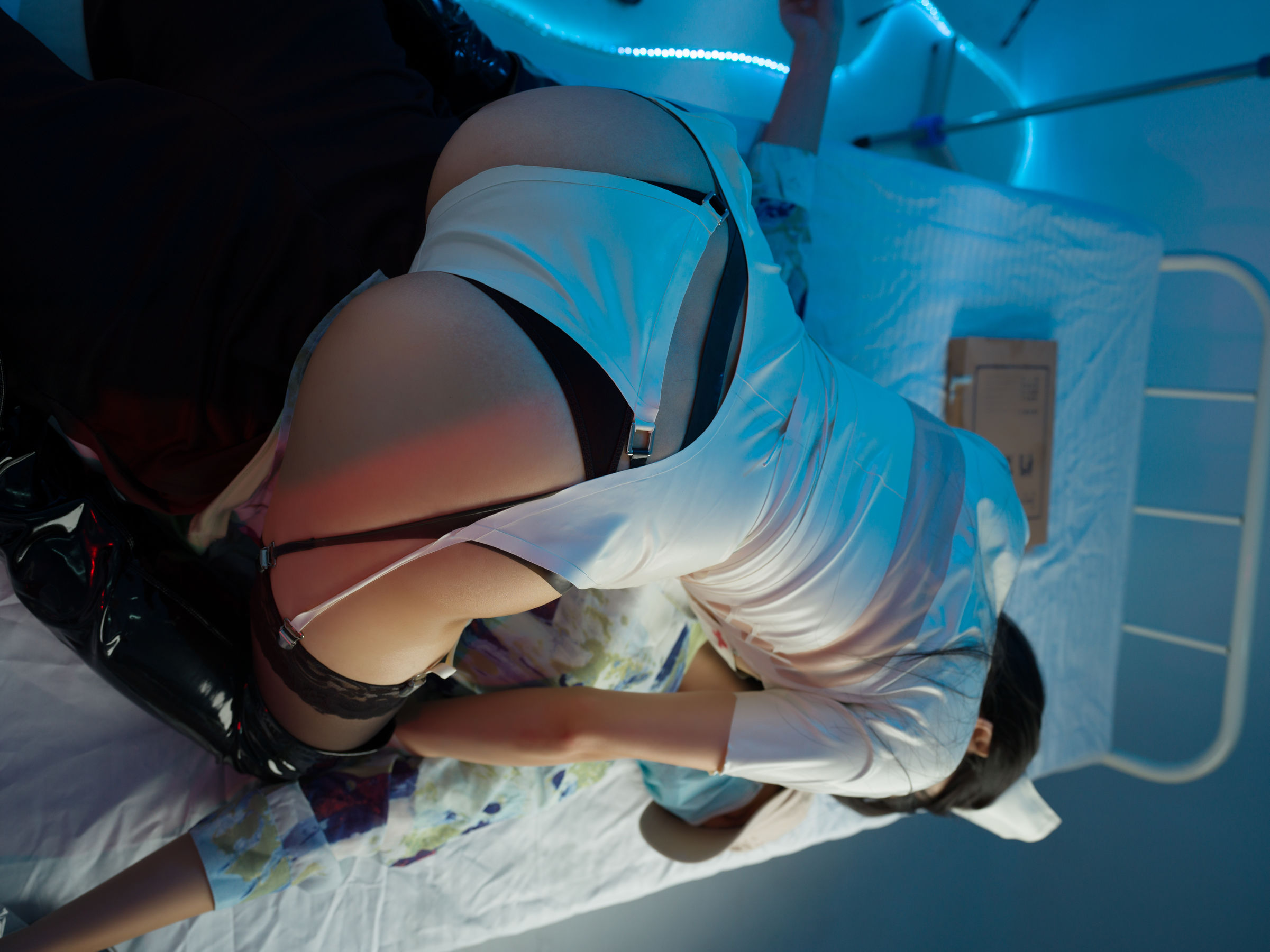 [福利COS] 秋和柯基(夏小秋秋秋) - 蒂法护士（67P）