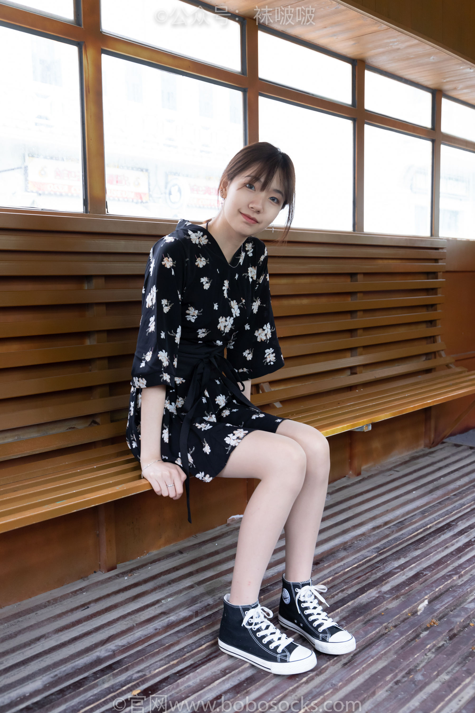 BoBoSocks袜啵啵 No.013 小甜豆-匡威帆布鞋、浅灰色短棉袜、肉丝（132P）