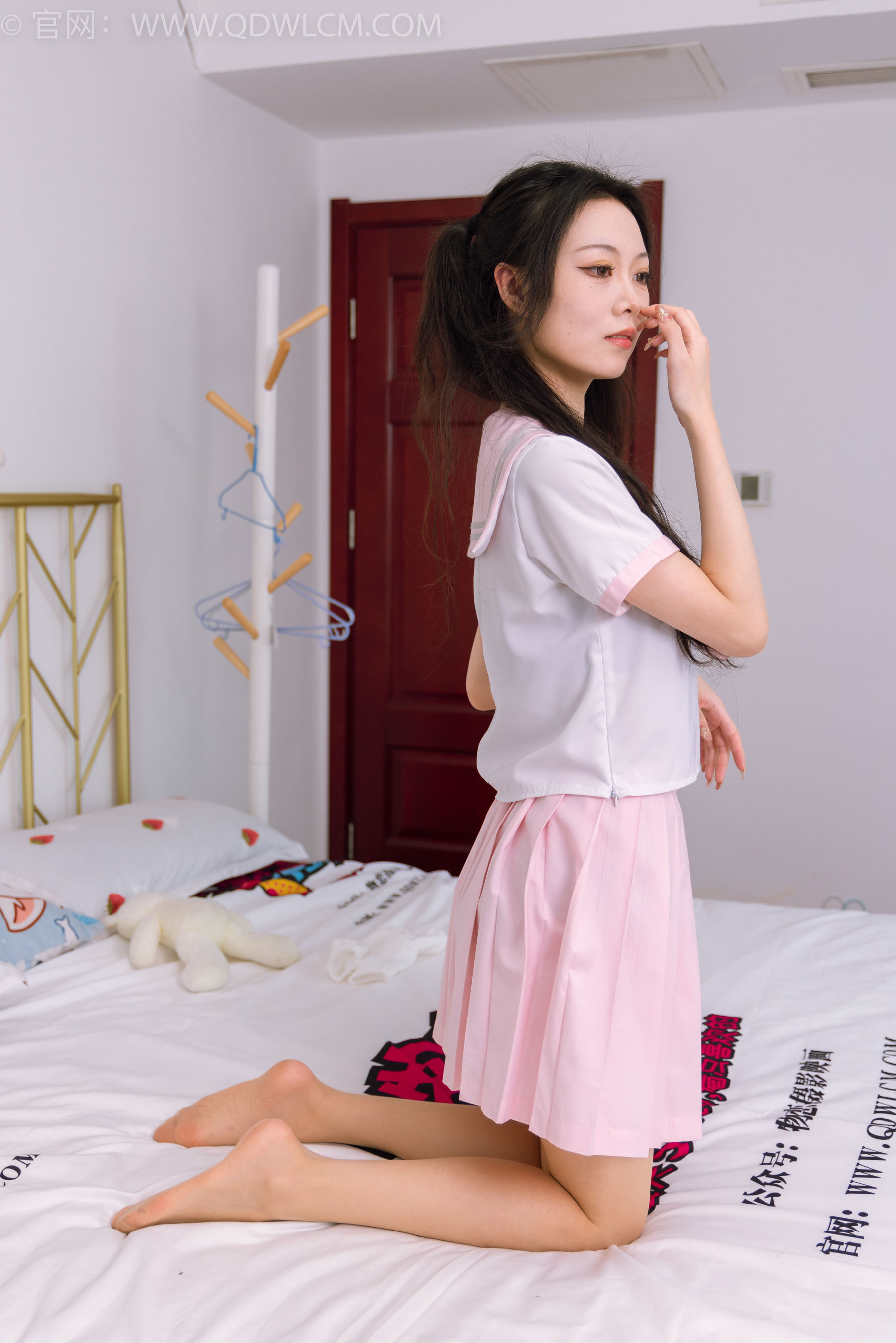 物恋传媒 No.1456 康康-神秘向日葵（147P）