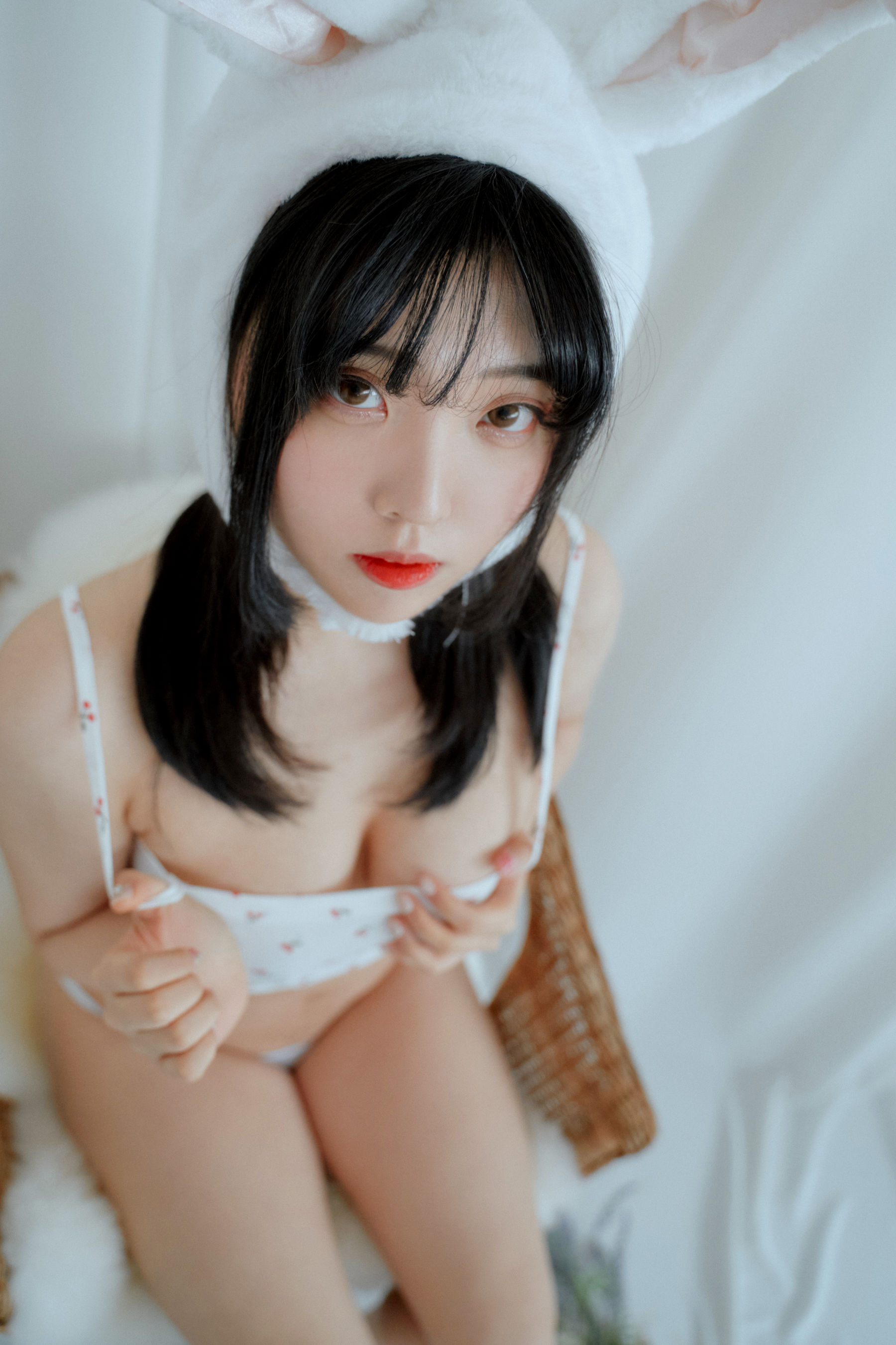 [BBUTTERMILK] Vol.13 Song Hana - HANA's room（85P）