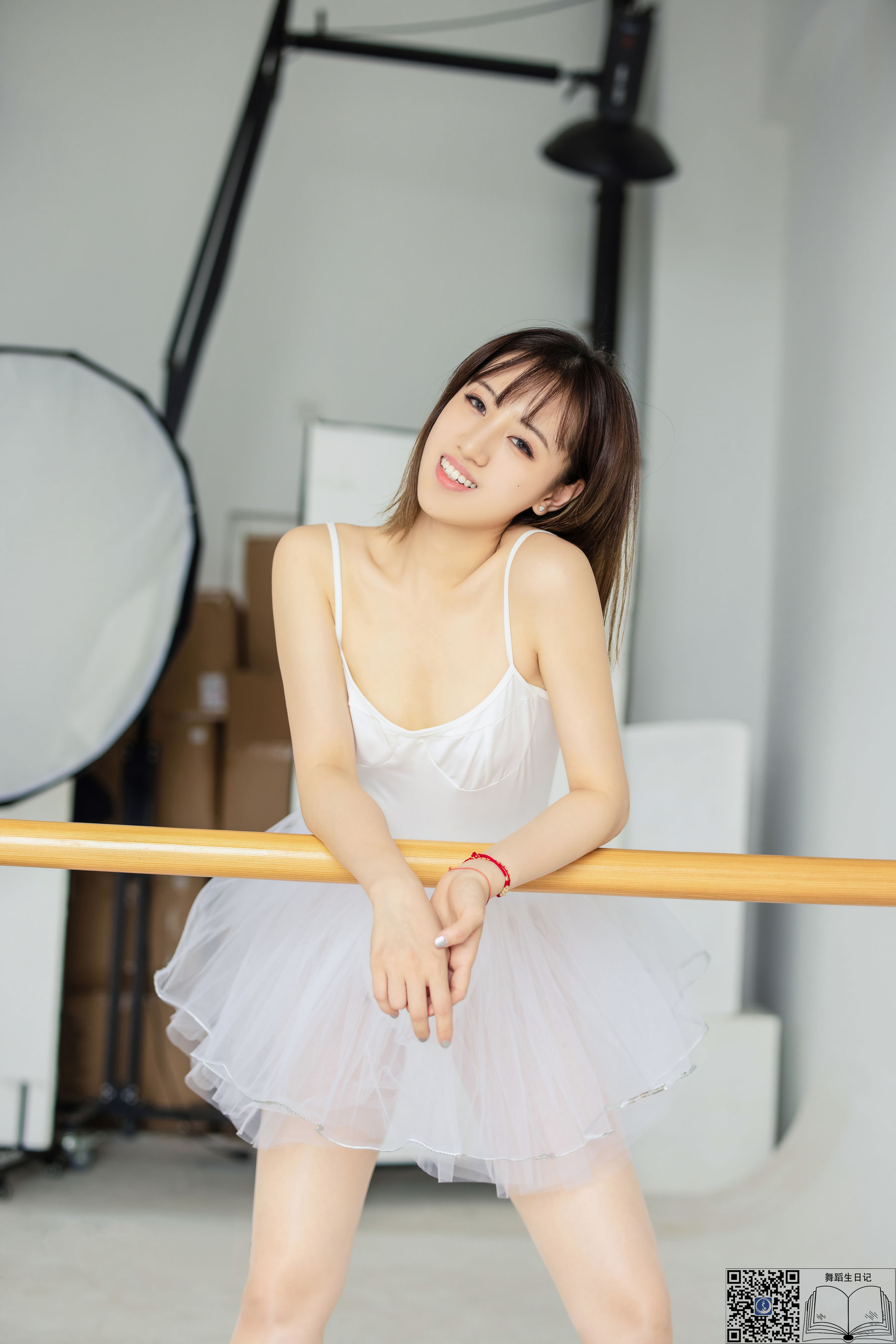 [GALLI嘉丽]舞蹈生日记 057 欣美3（53P）