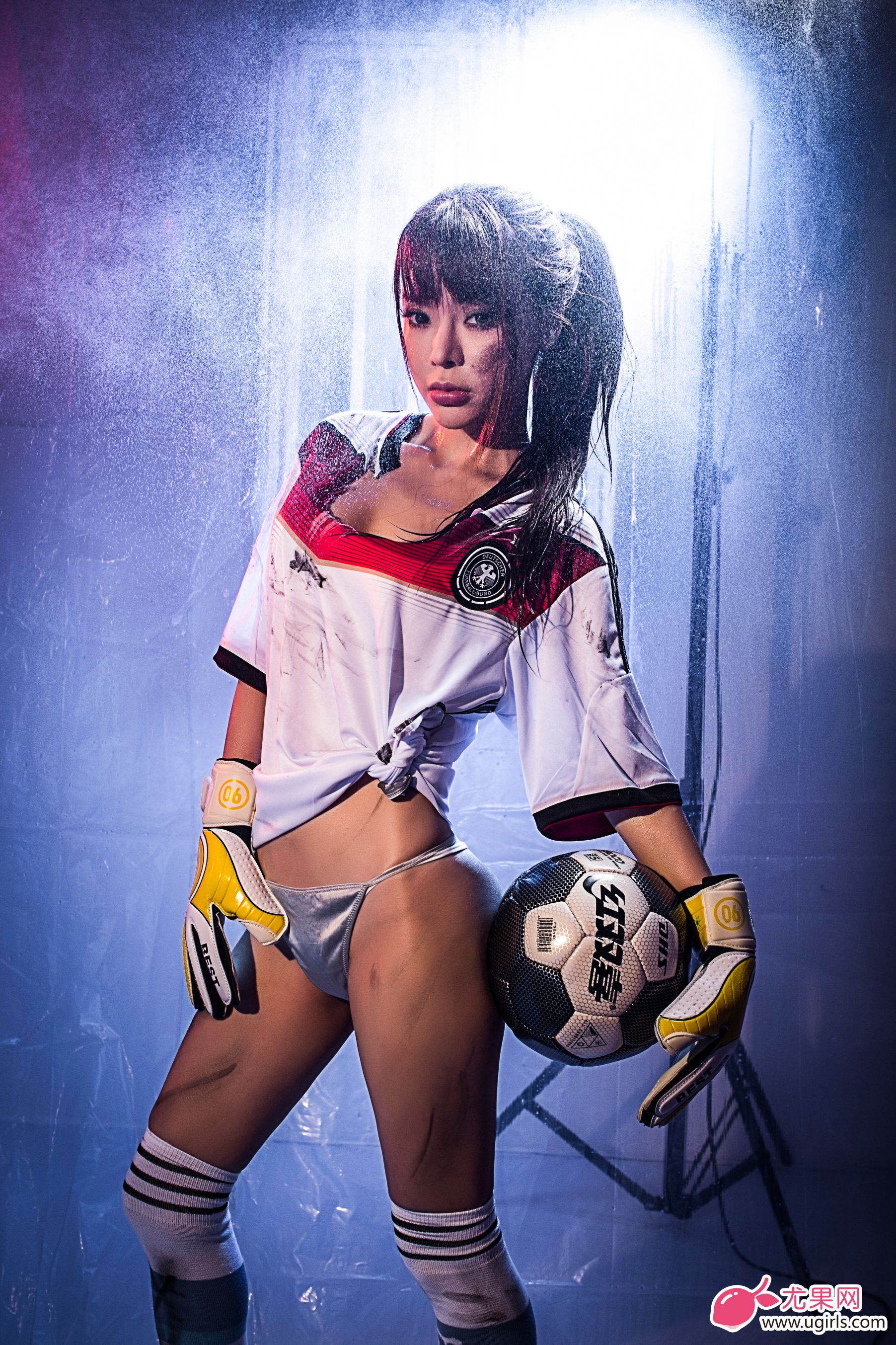 [尤果网Ugirls] T001 苏可可/纯小希/赵雪《2014世界杯足球宝贝特刊》（30P）