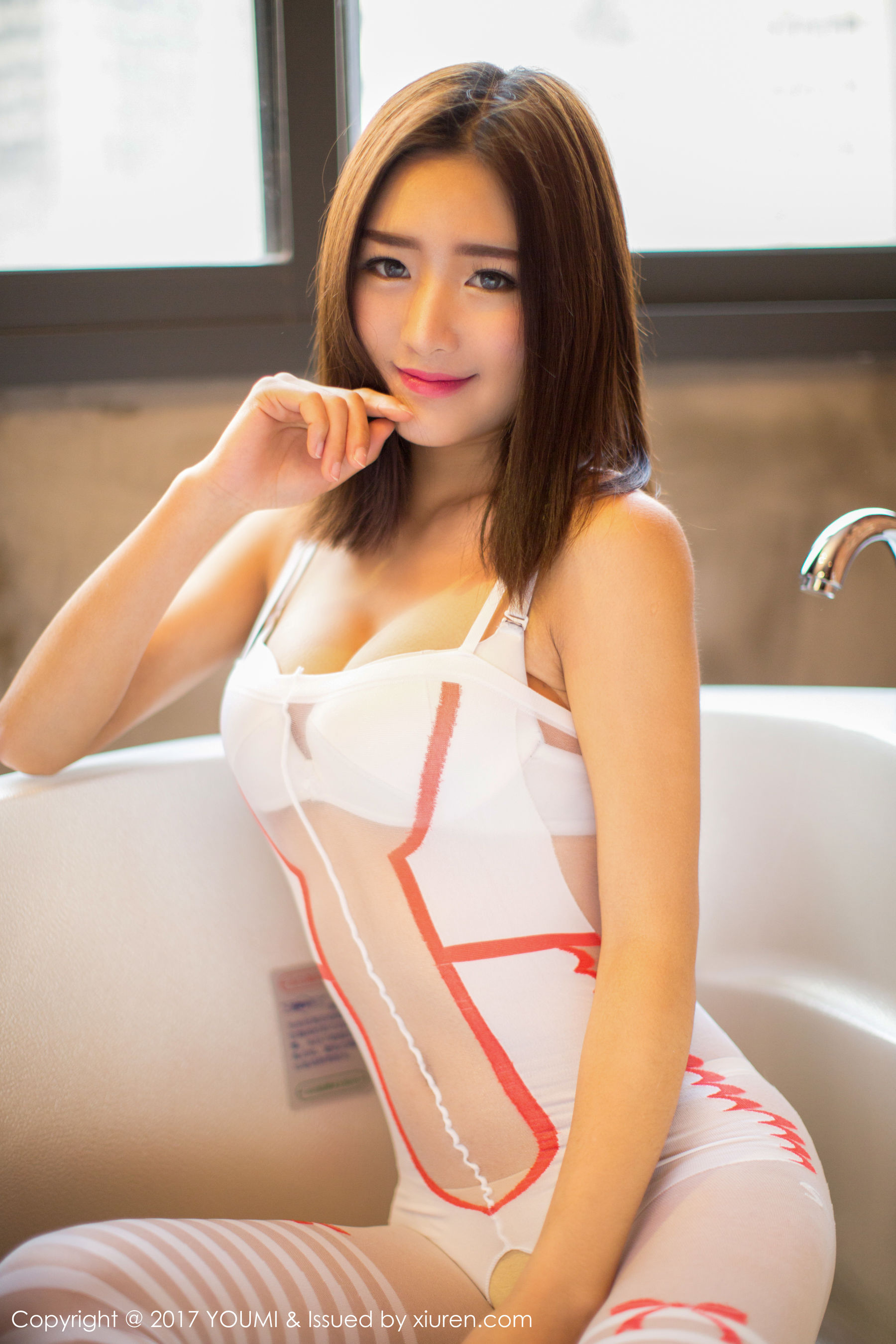 周琰琳LIN《制服诱惑》 [尤蜜荟YouMi] Vol.015（48P）