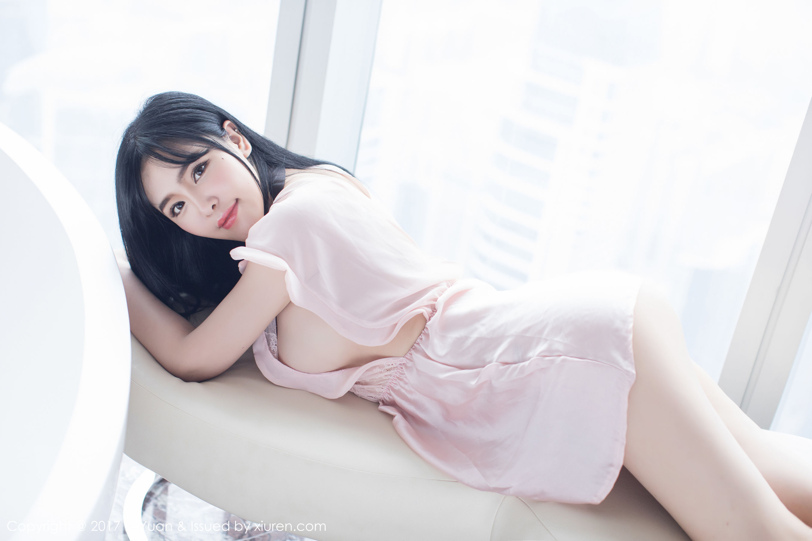 刘钰儿《粉嫩睡衣+白丝诱惑》 [星乐园LeYuan] VOL.046（46P）-爱变色