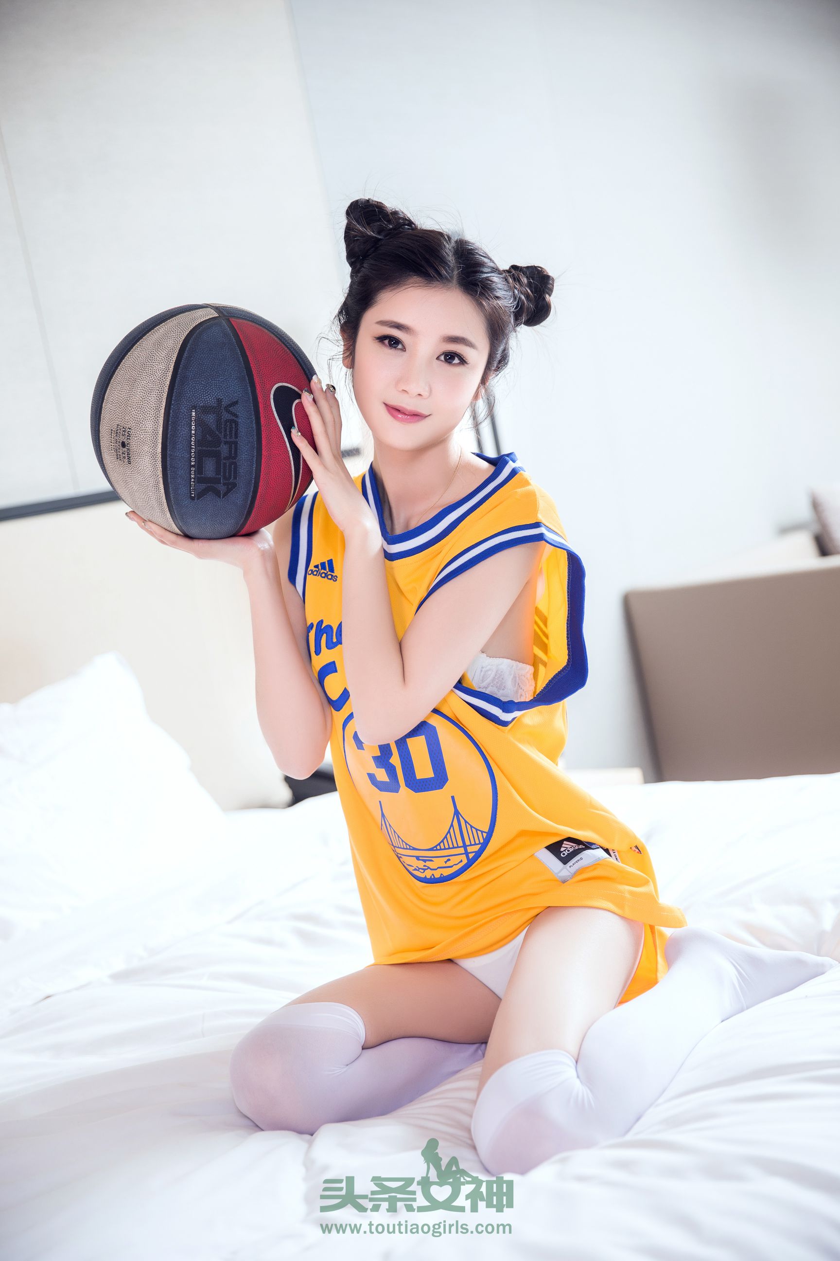 苏凉/小鱼《绝美萌神库司令》 [头条女神]（20P）