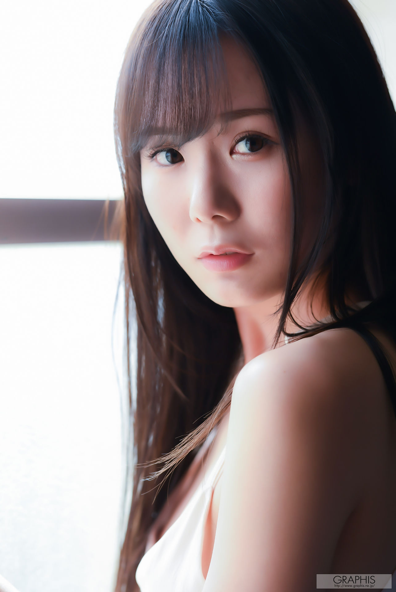 [Graphis] 2022.04 每日一枚 Miru Sakamichi 坂道みる（13P）