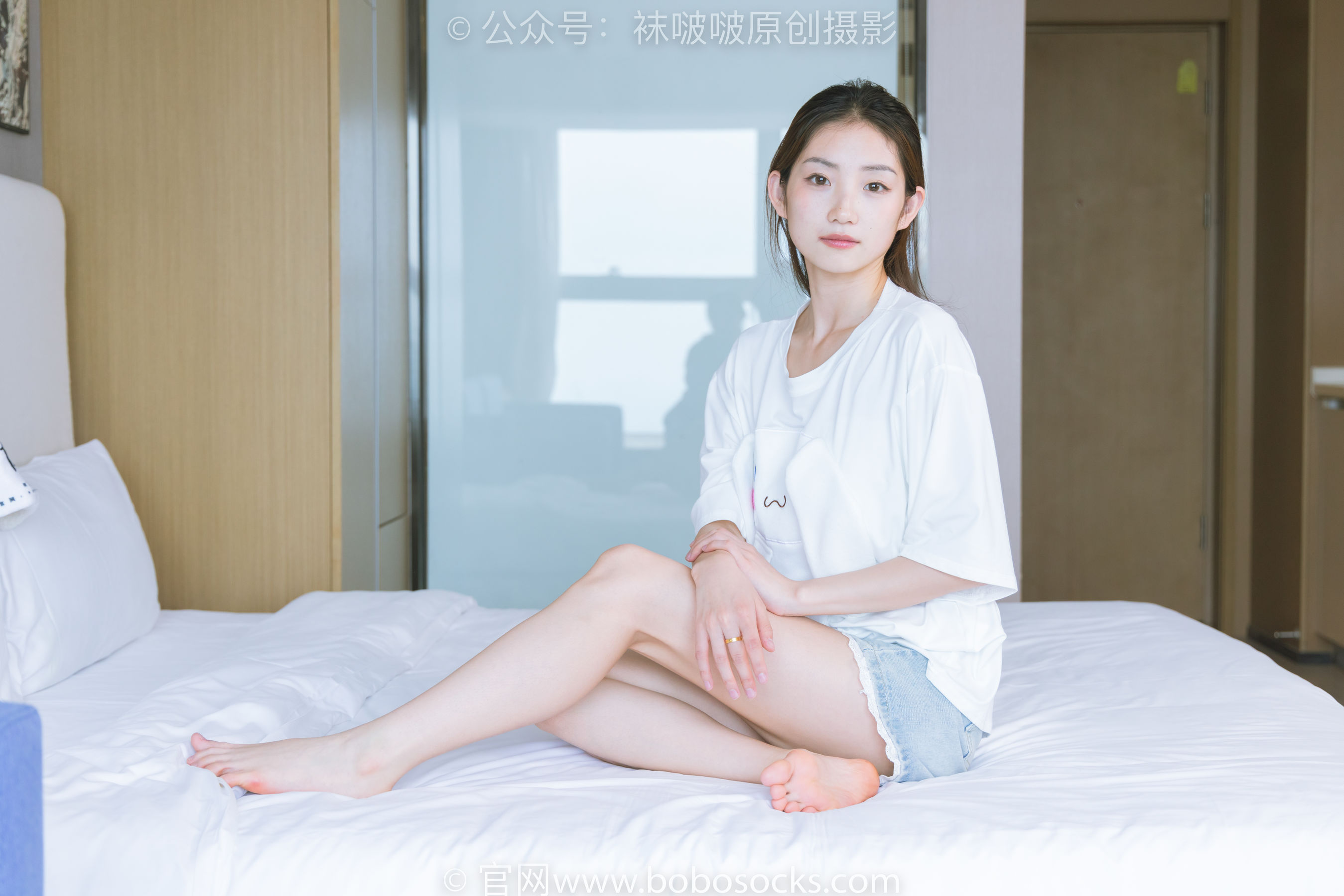 BoBoSocks袜啵啵 No.228 小沫-板鞋、厚肉丝、裸足（143P）