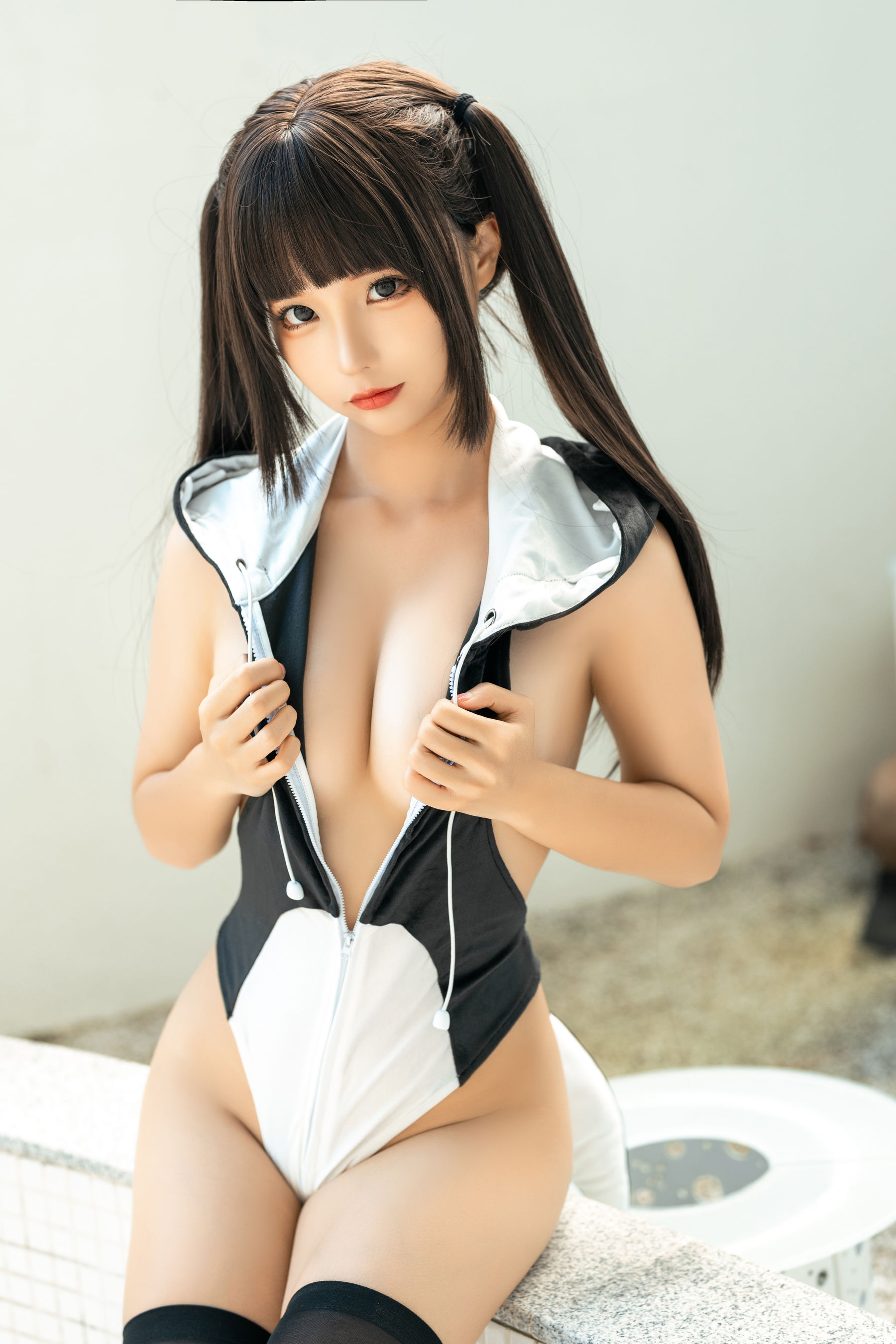 [福利COS] 动漫博主蠢沫沫 - 小虎鲸（10P）