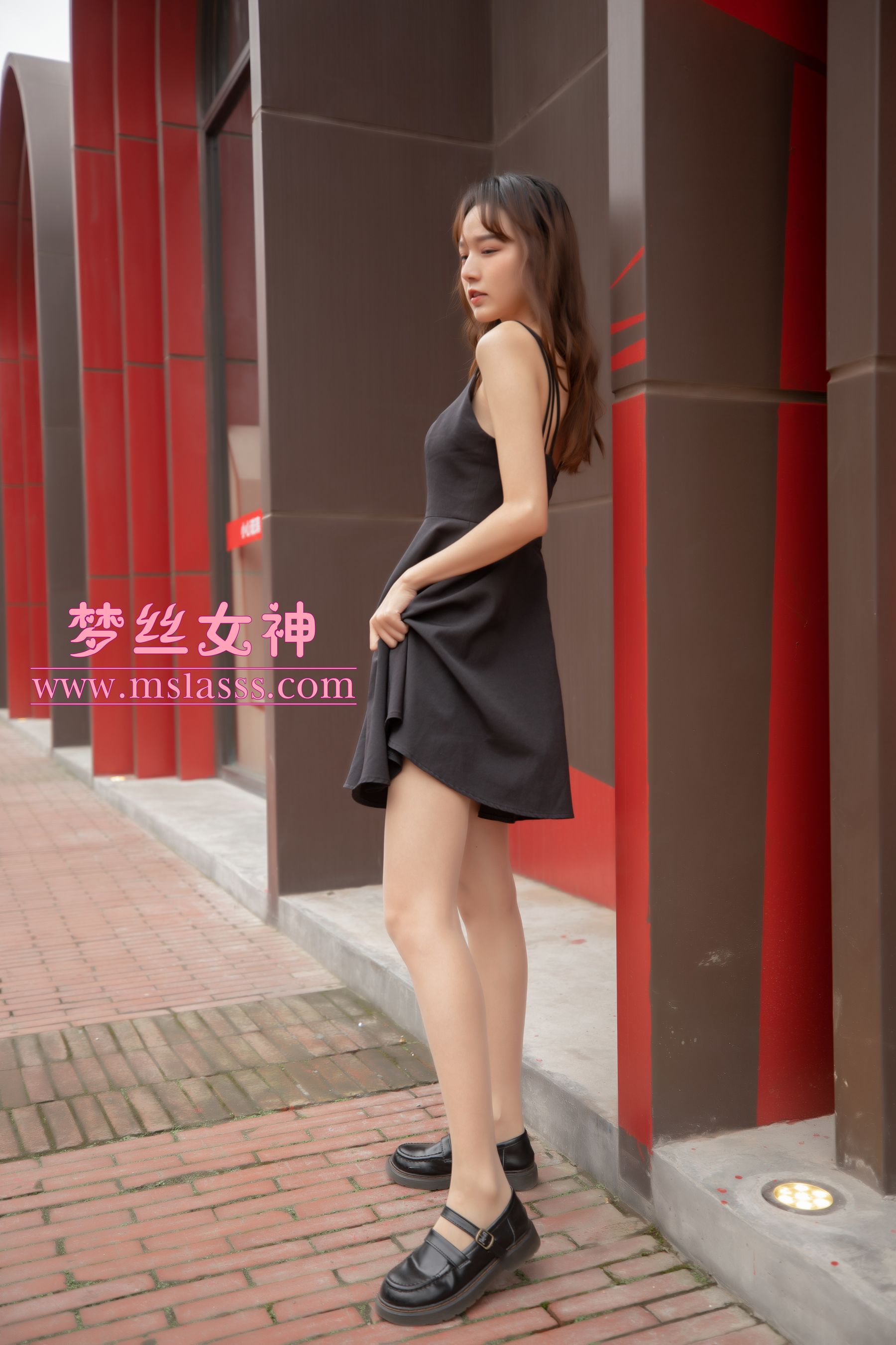 [梦丝女神MSLASS]  玥玥 火车超自然系（58P）