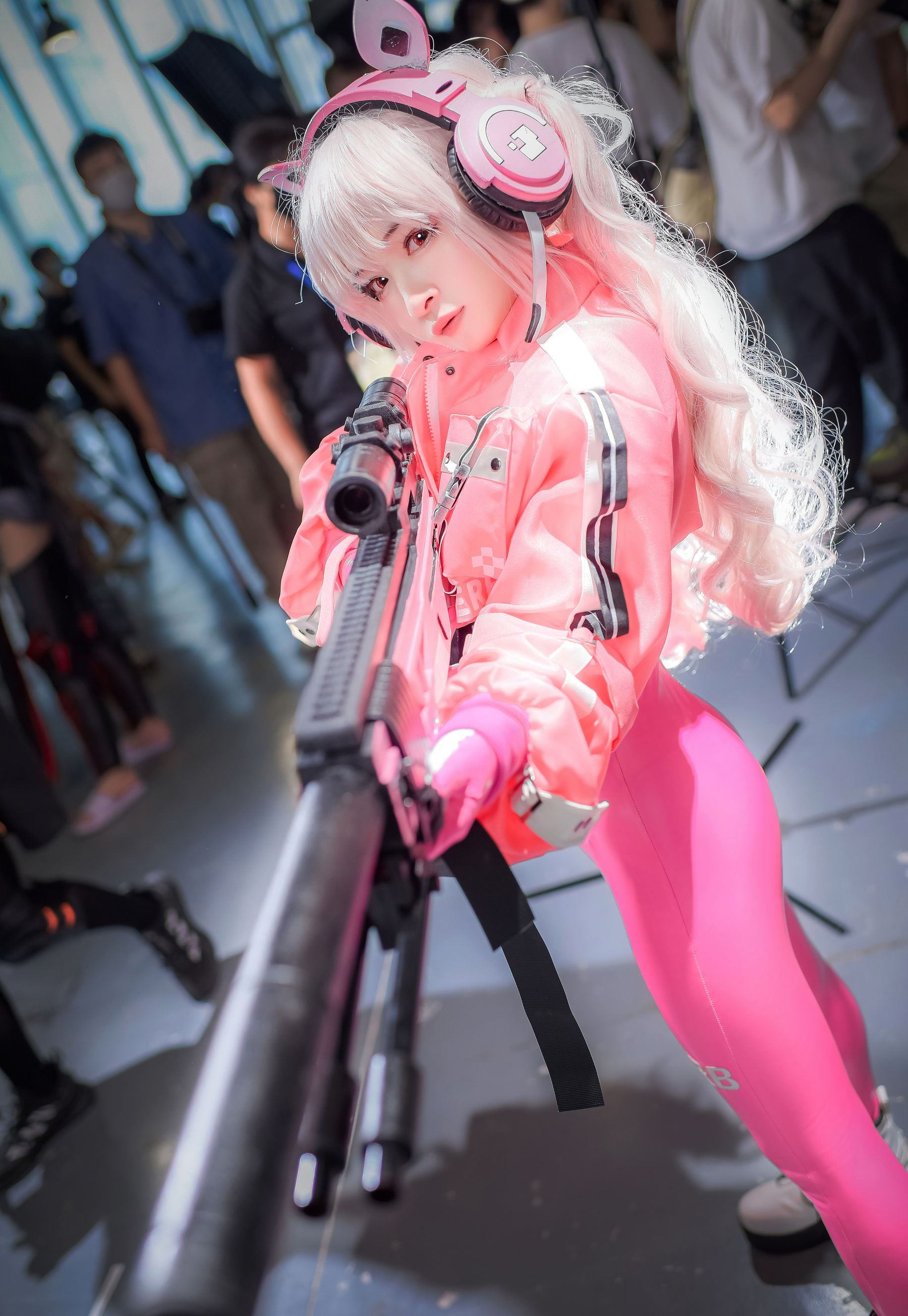 动漫博主九九八XY - 萤火虫漫展 NIKKE 胜利女神 爱丽丝（18P）