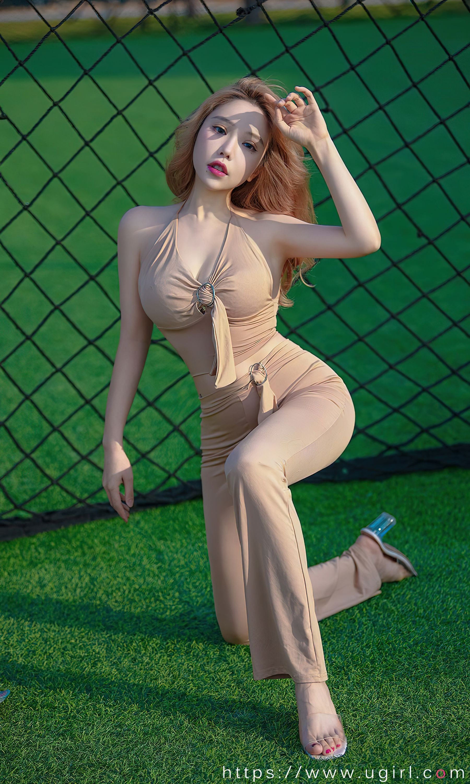 [爱尤物Ugirls] No.2462 妮小妖 念念不忘（34P）