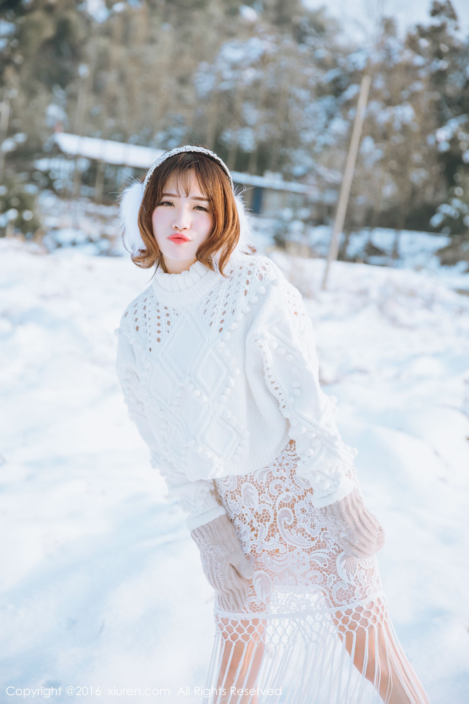 徐cake《新春雪景套图》 [秀人网XiuRen] No.484（35P）