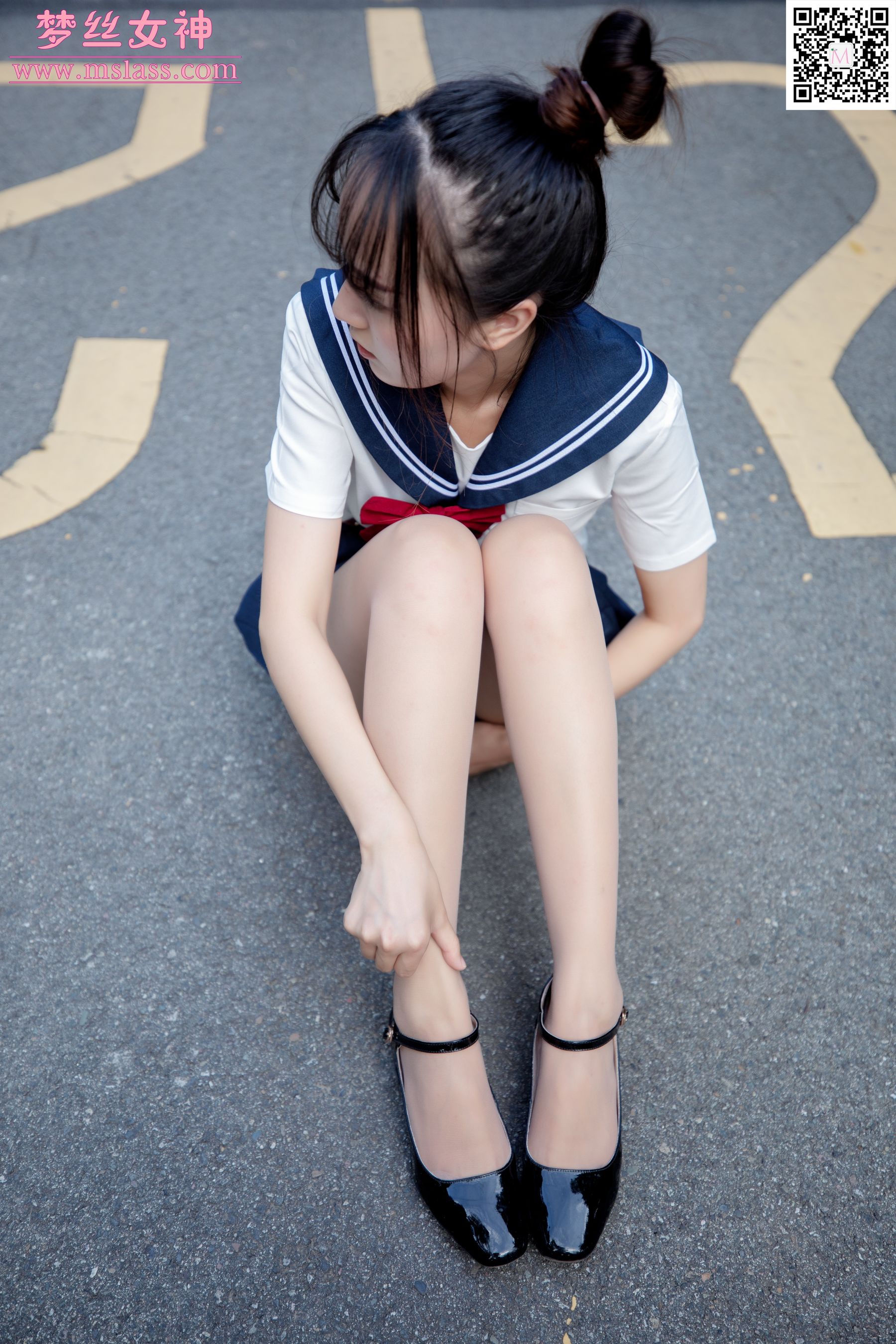 [梦丝女神MSLASS]  玥玥 JK小女神（64P）