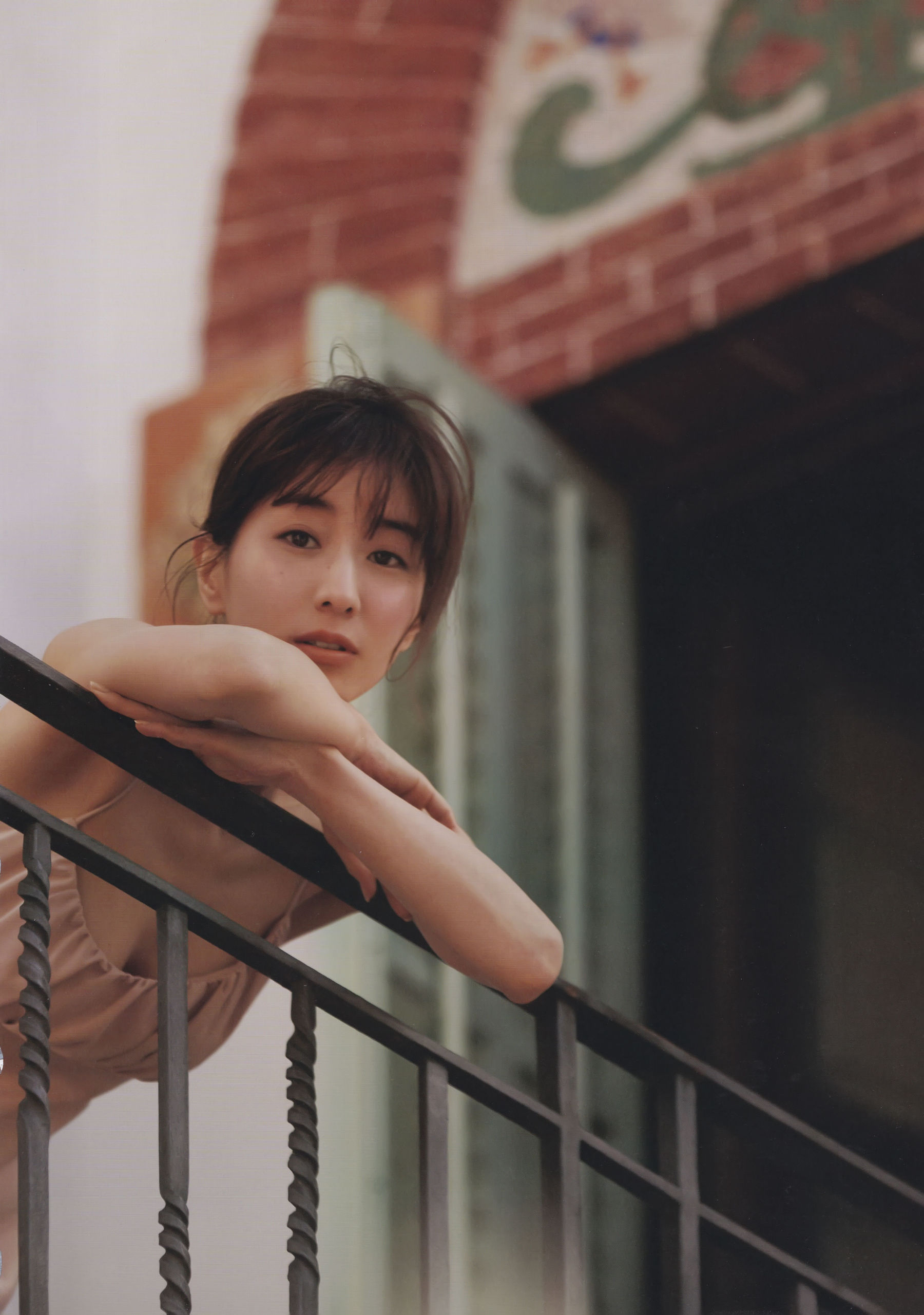 [COS福利] 田中みな実1st写真集 Sincerely yours（137P）