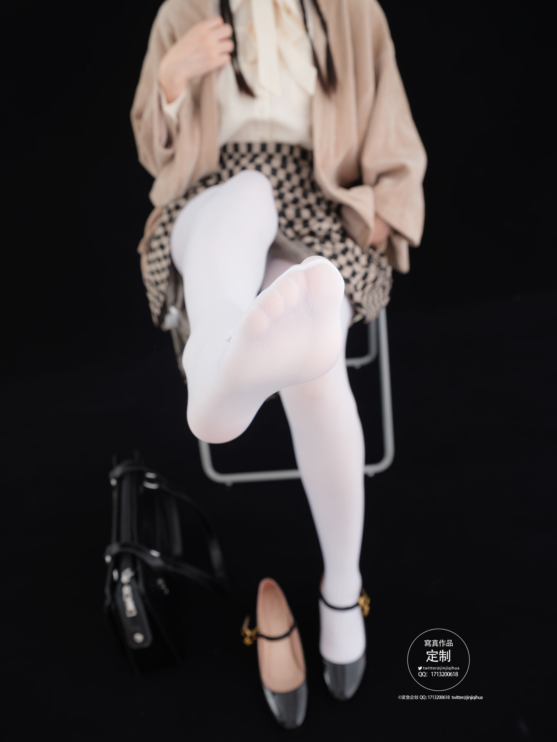 [紧急企划] EX-007 见希w 民国制服（80P）