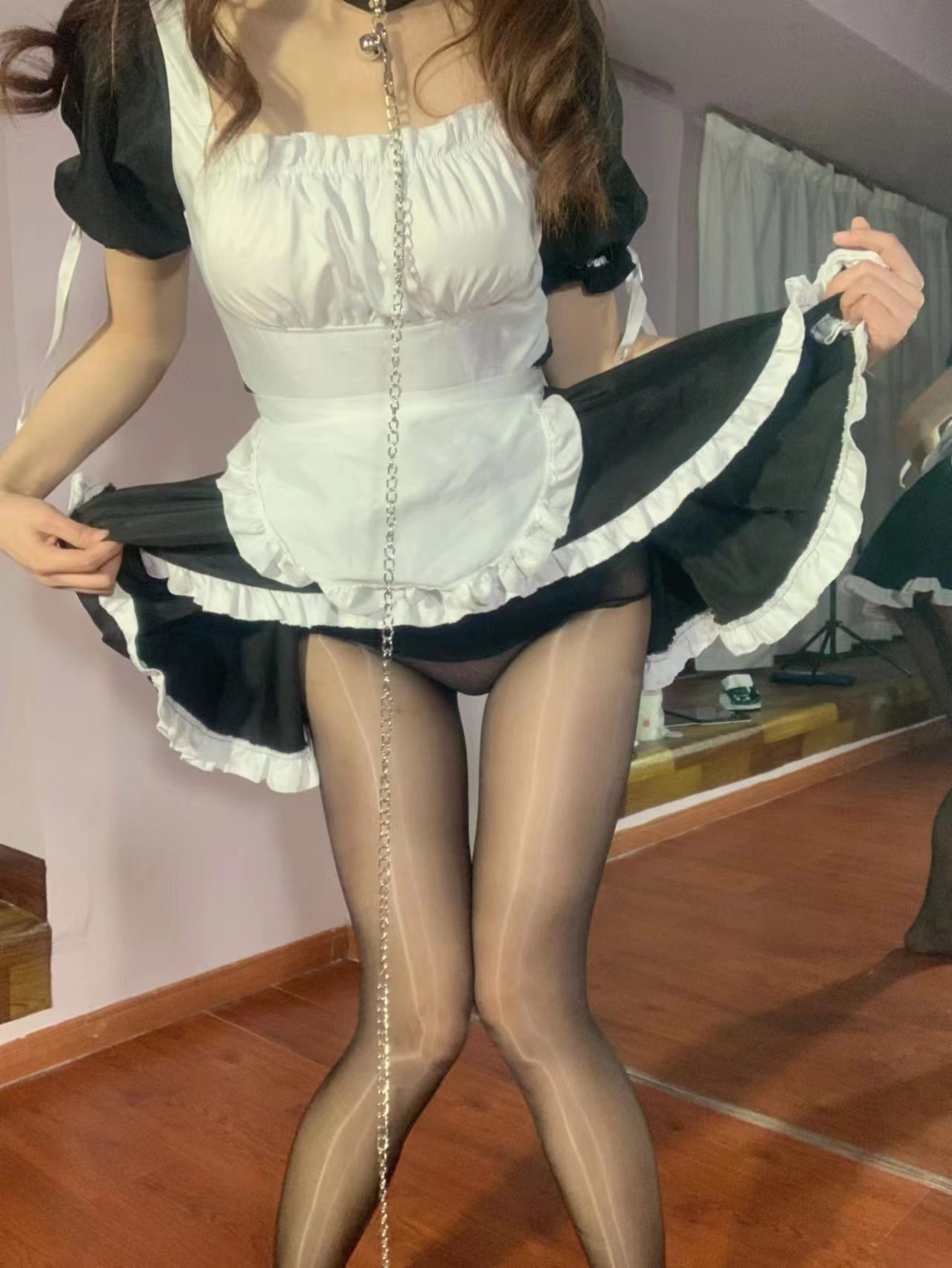 B站舞蹈up主立盐盐提督视图之黑丝皮肤（27P）-爱变色